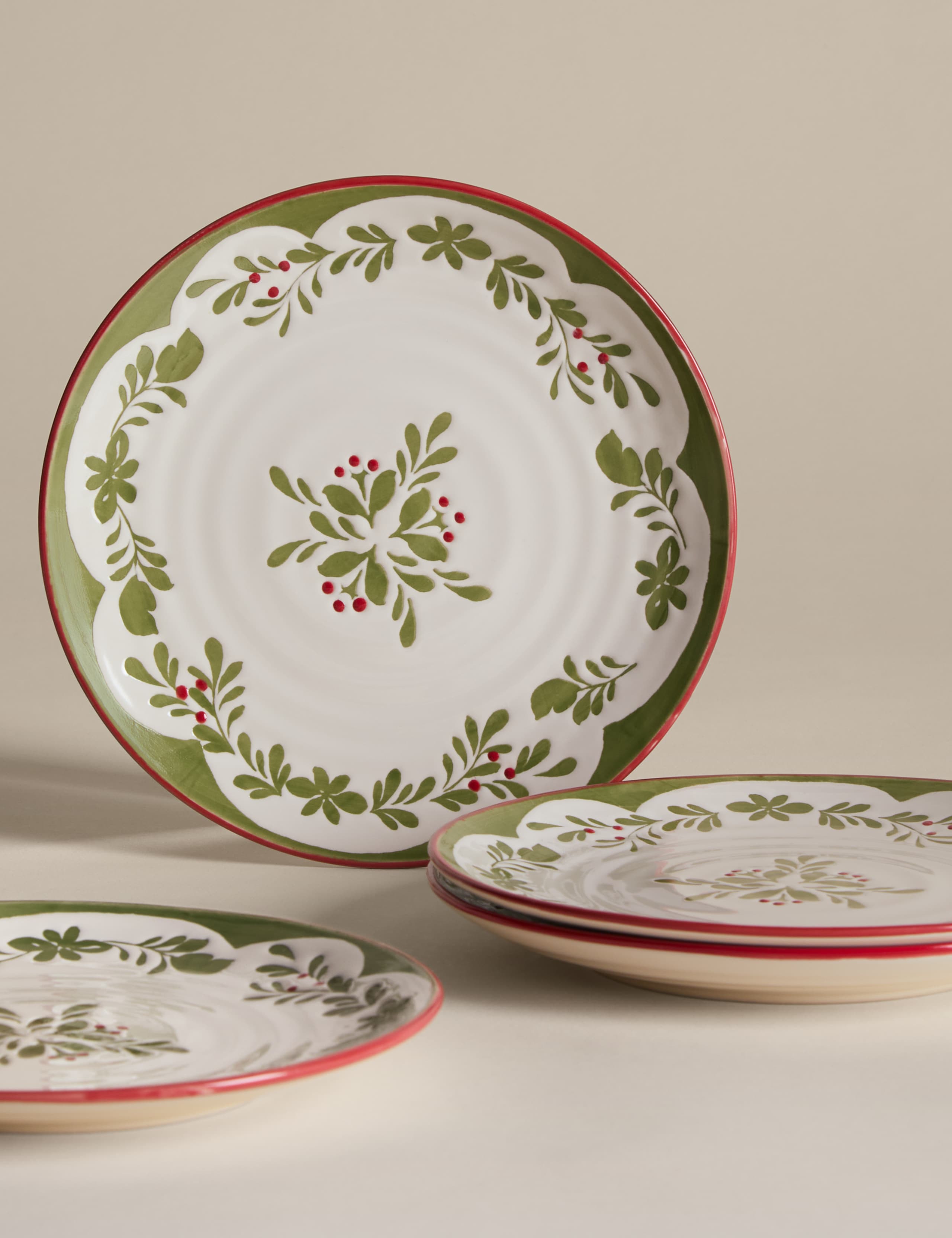 Set of 4 Winter Foliage Side Plates 4 of 6