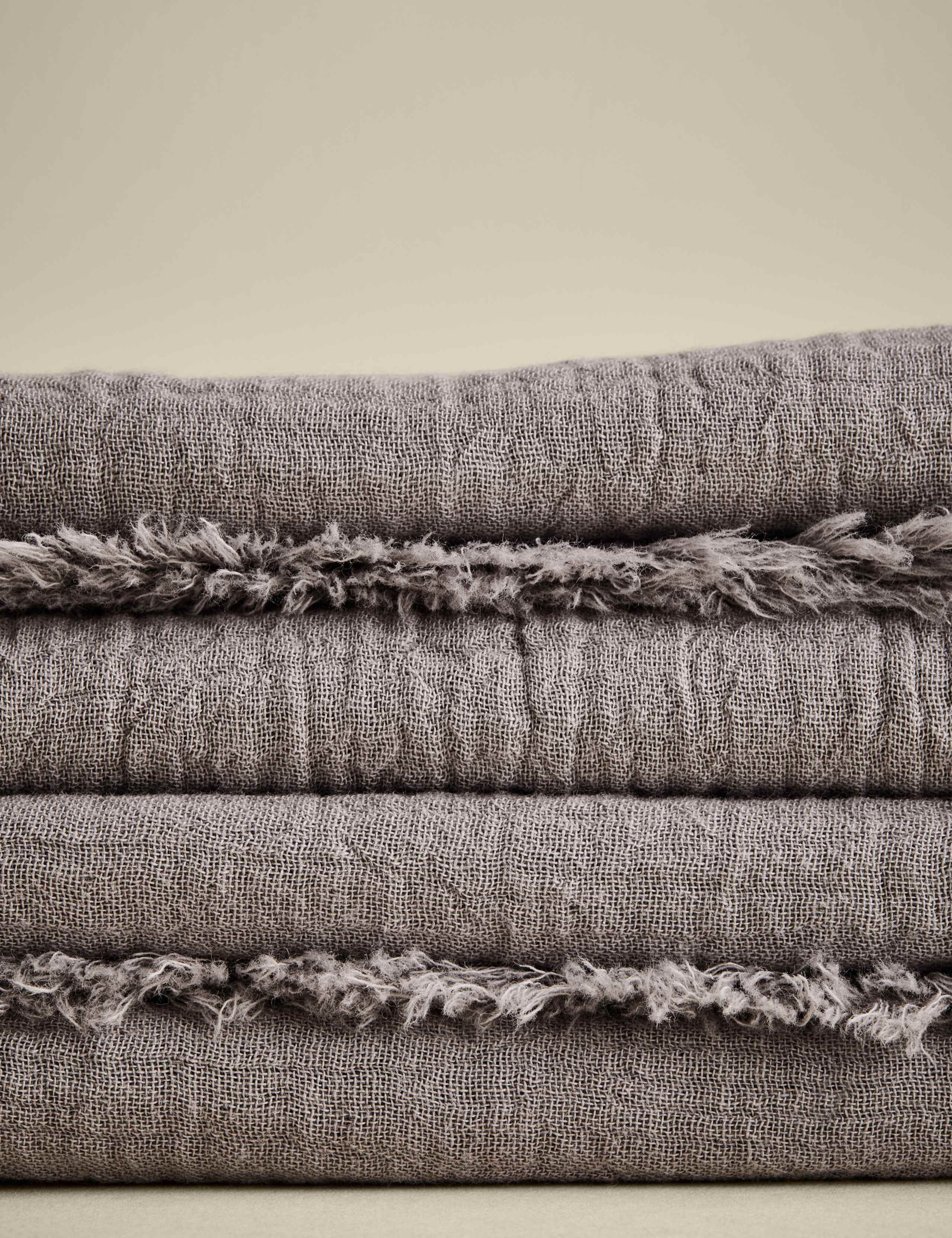 Set of 4 Frayed Edge Muslin Napkins 3 of 6