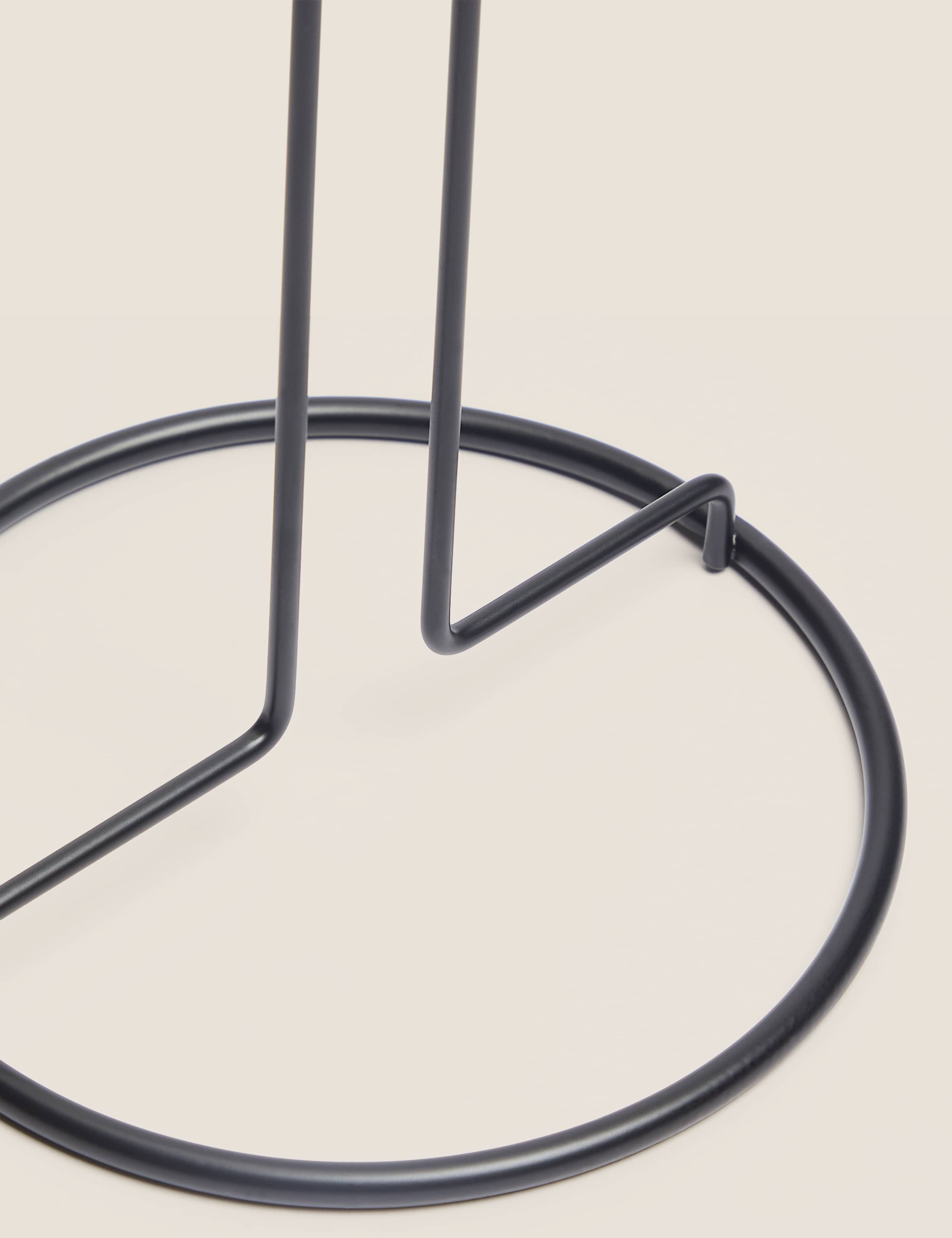 Wire Kitchen Roll Holder 4 of 4