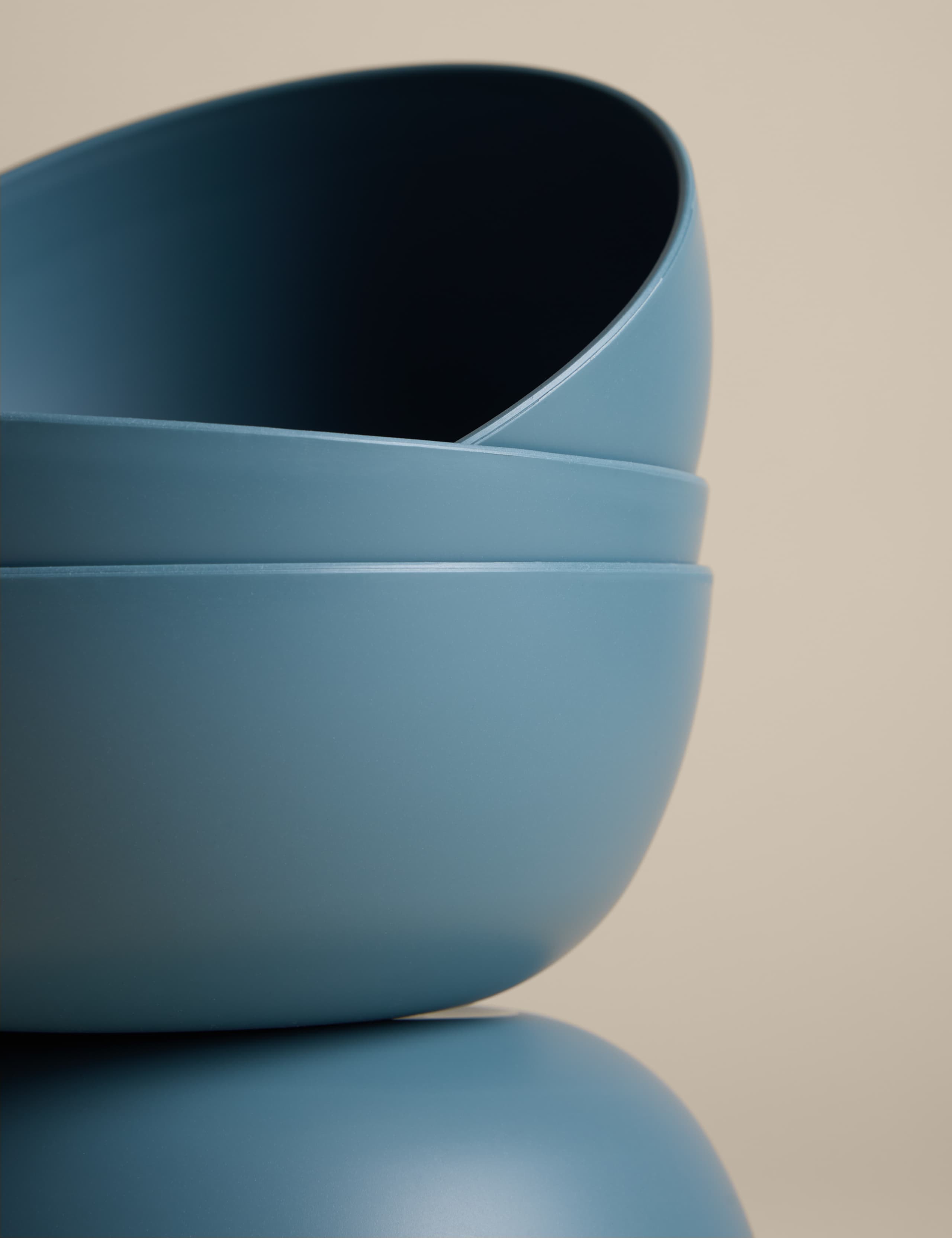 Set of 4 Picnic Cereal Bowls 2 of 6