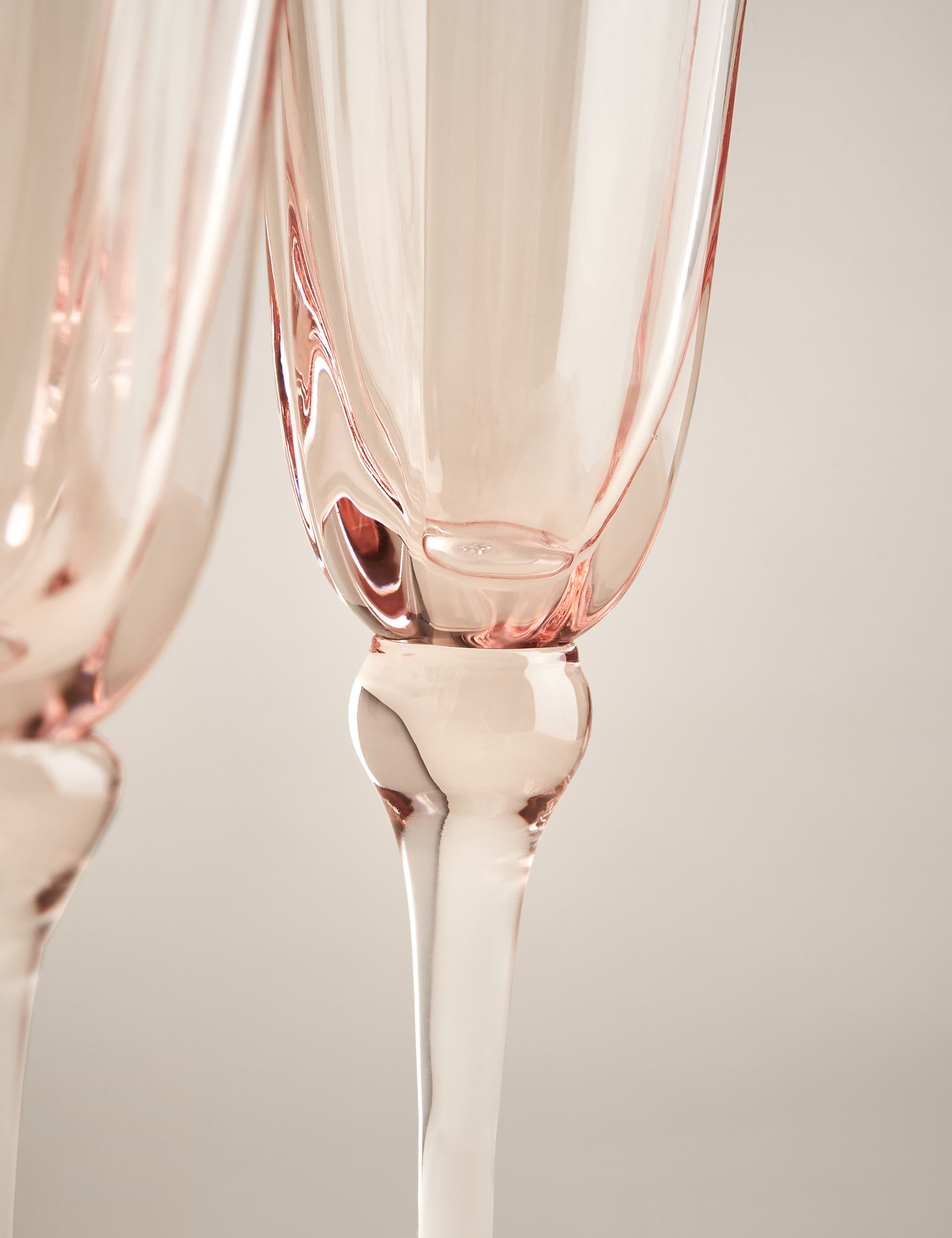 Set of 2 Fleur Ombré Champagne Flutes 5 of 5