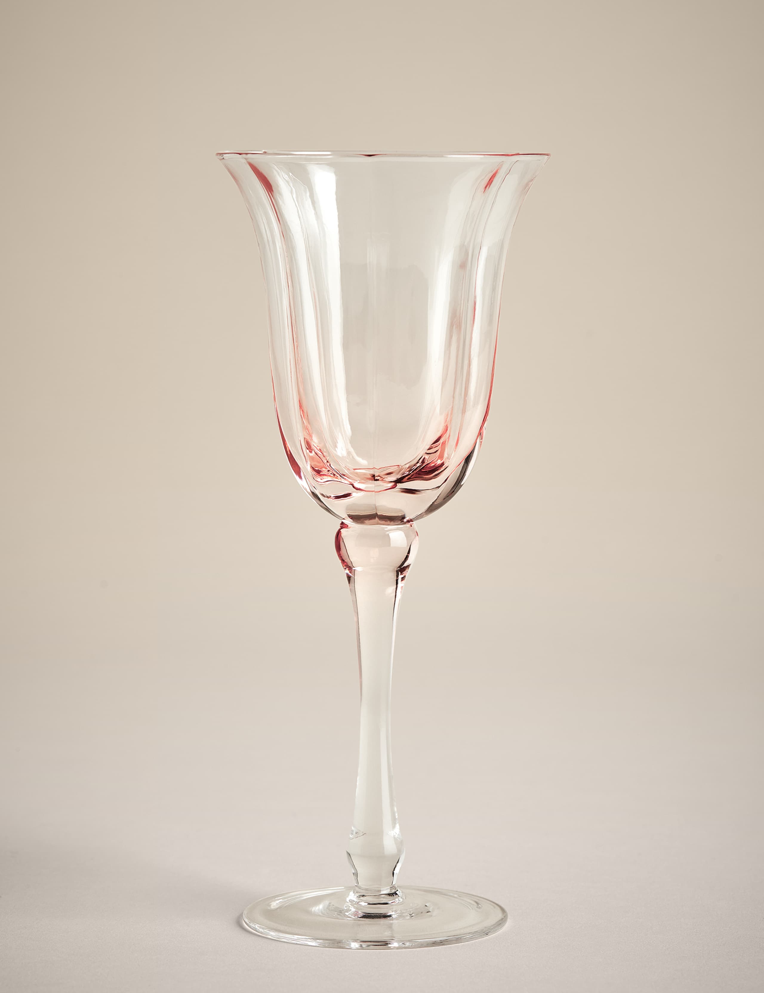 Set of 2 Fleur Ombré Wine Glasses 2 of 5