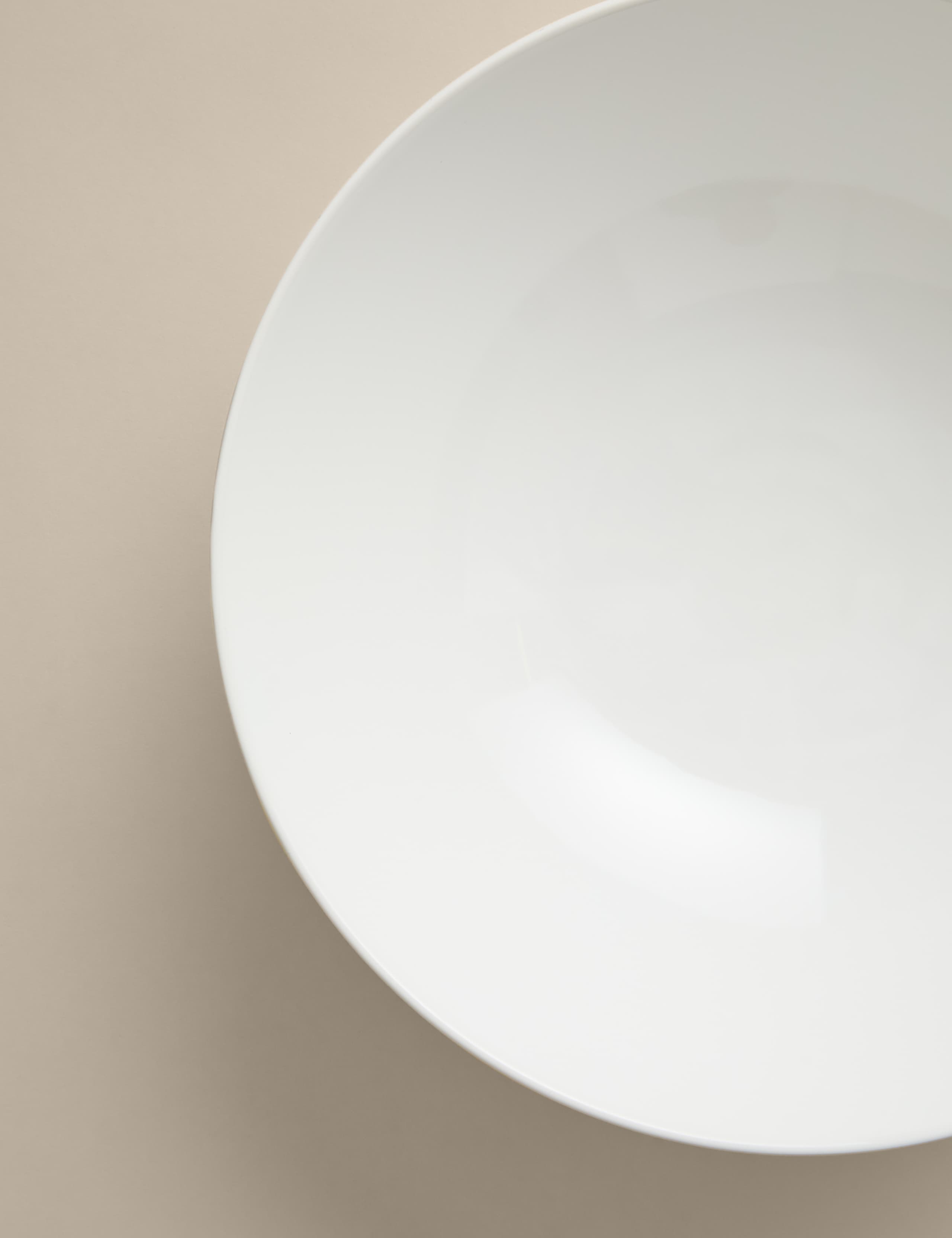 Footed Fruit Bowl 4 of 4