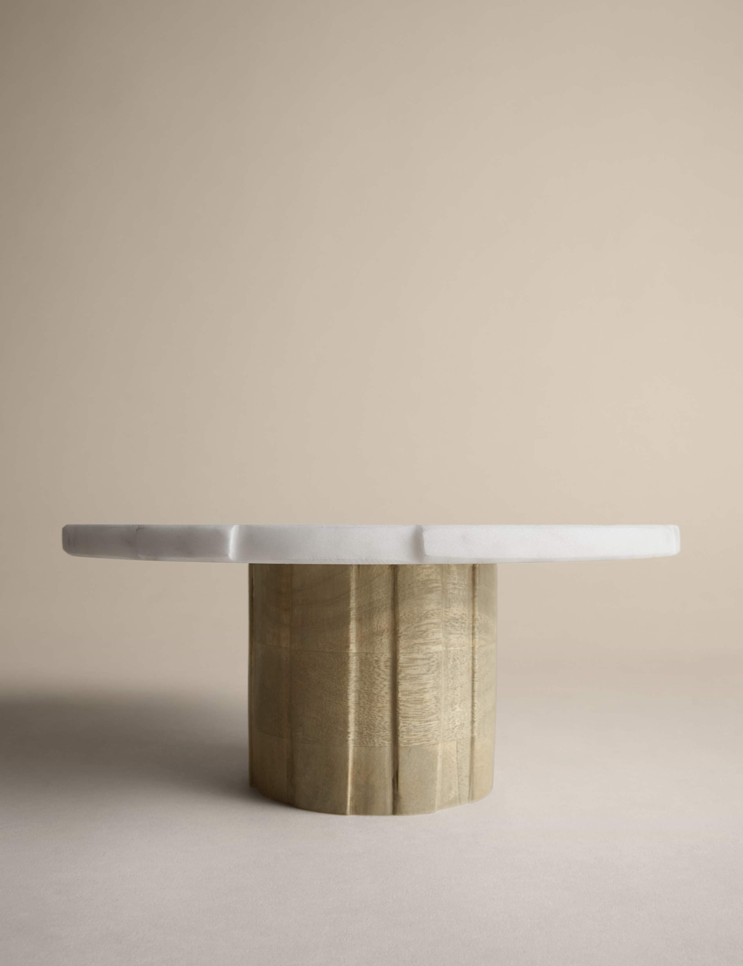 Marble Cake Stand 2 of 6