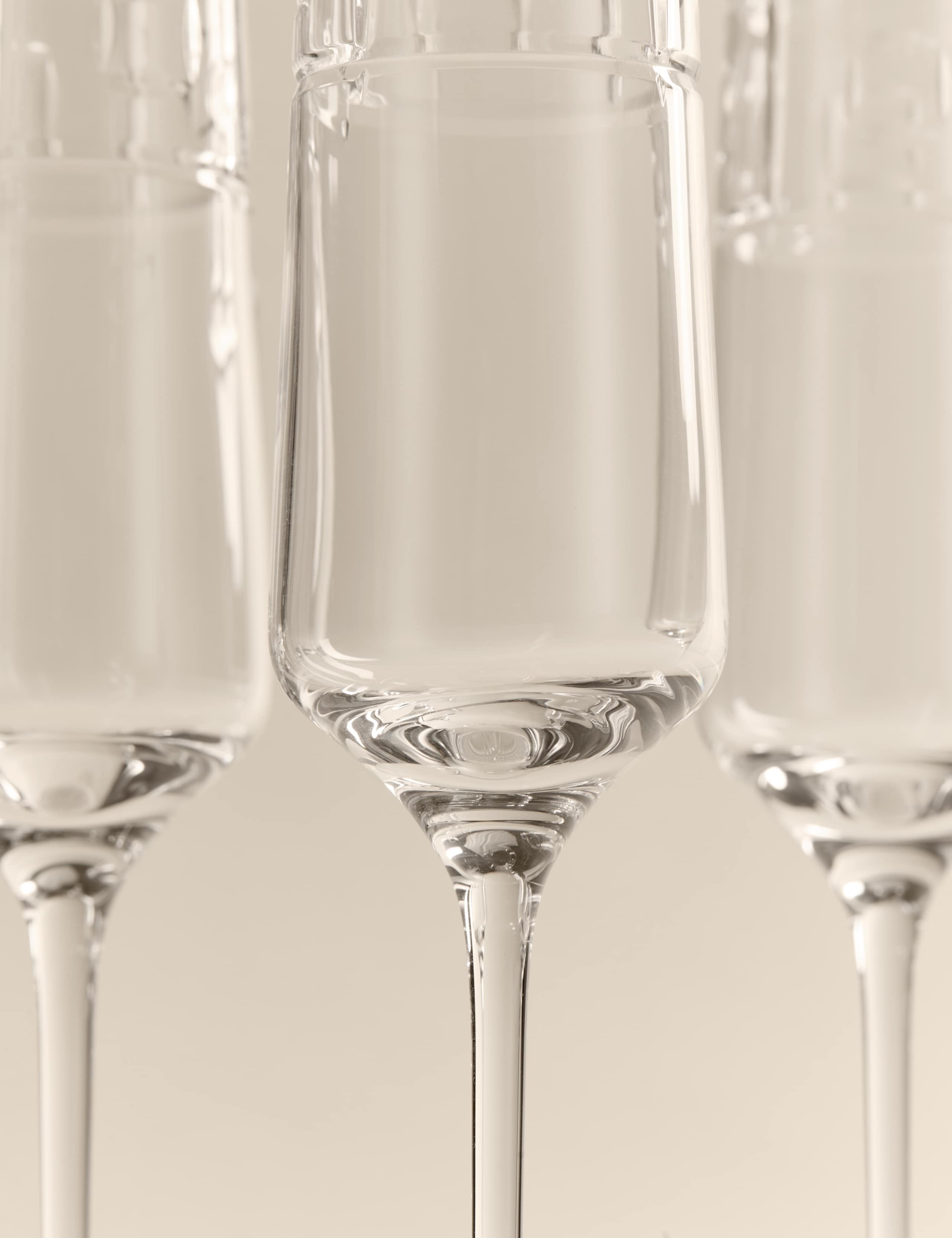 Set of 4 Etched Champagne Flutes 4 of 8