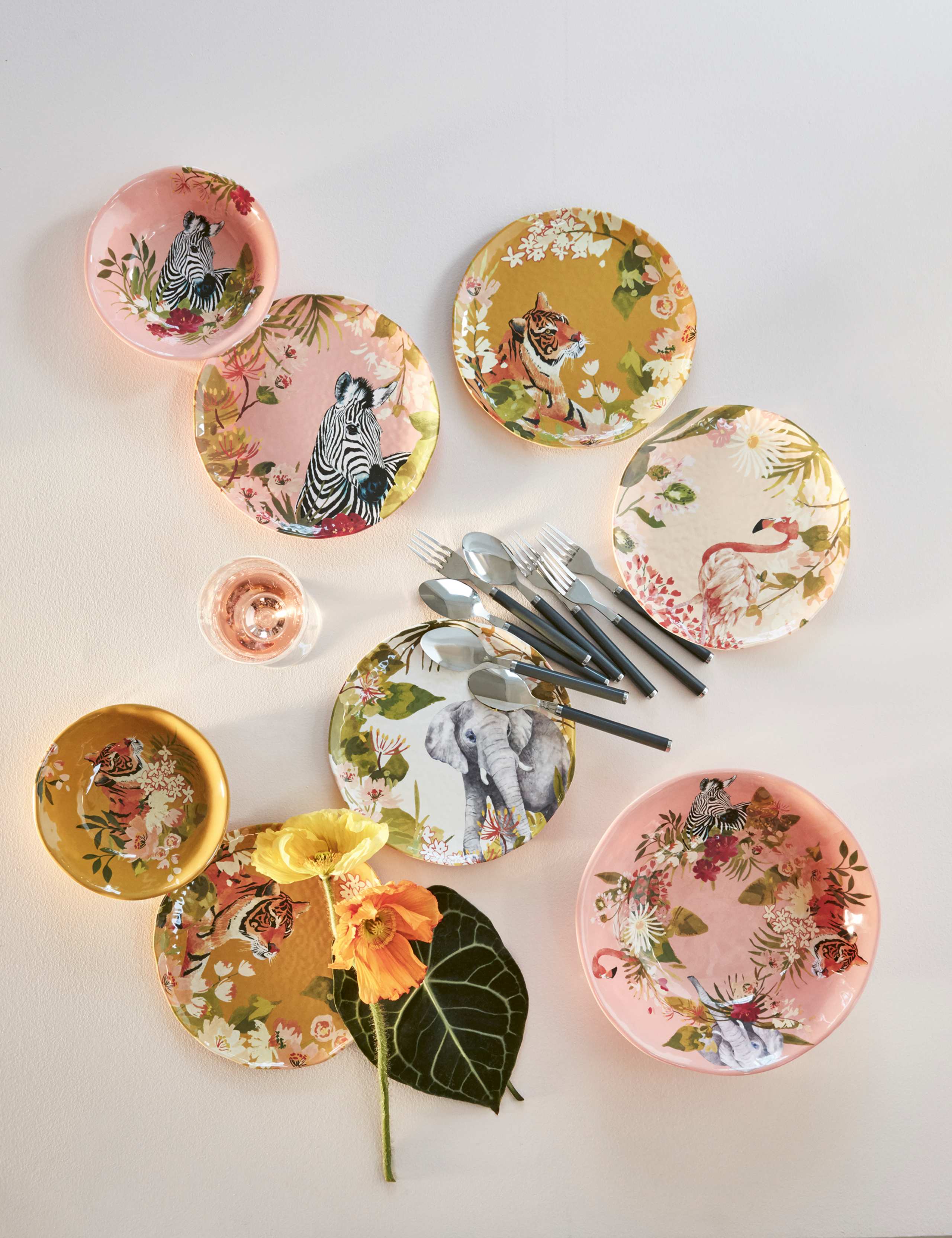 Set of 4 Sun-baked Dinner Plates 8 of 8