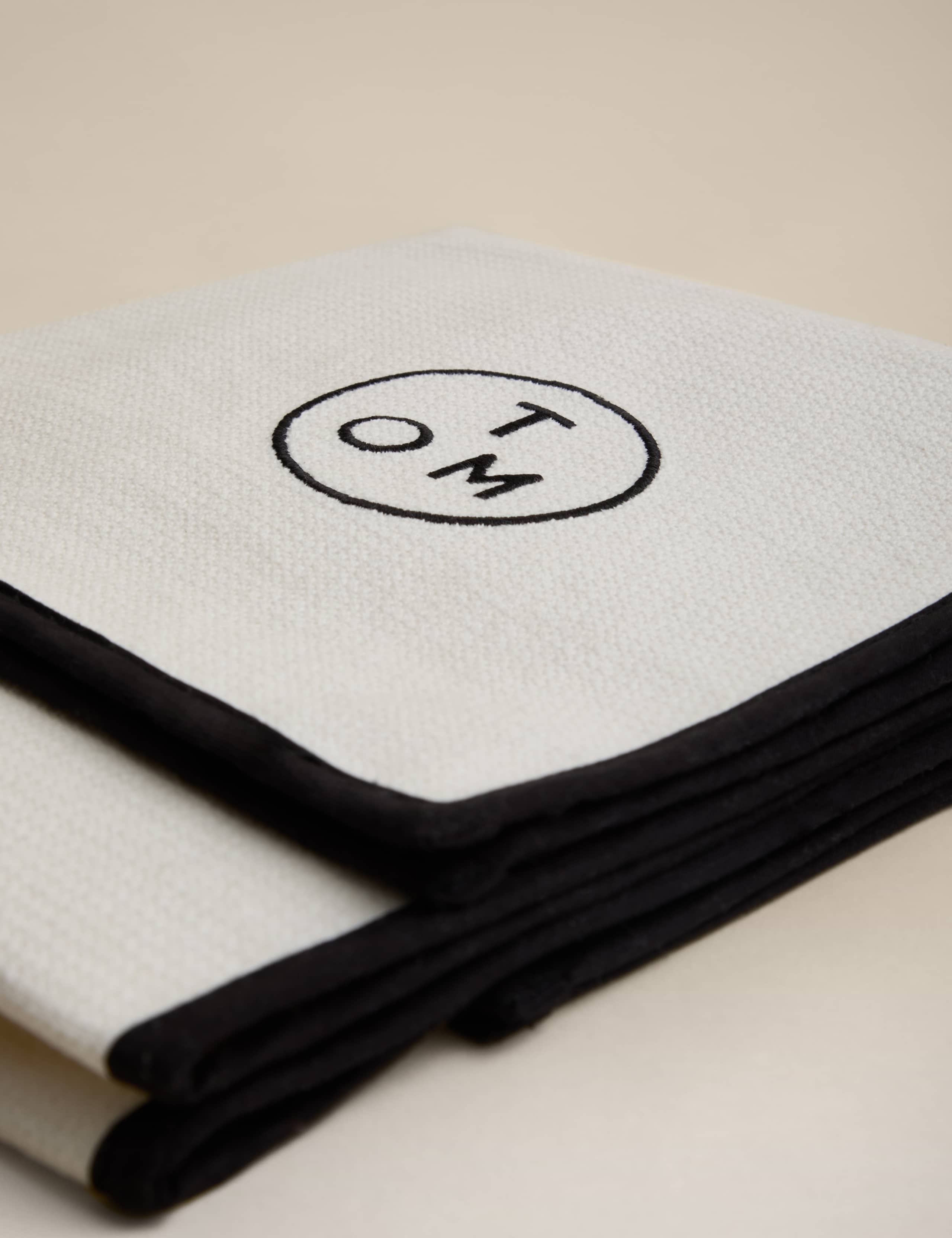 Pure Cotton Black Trim Chef's Cloth 3 of 6