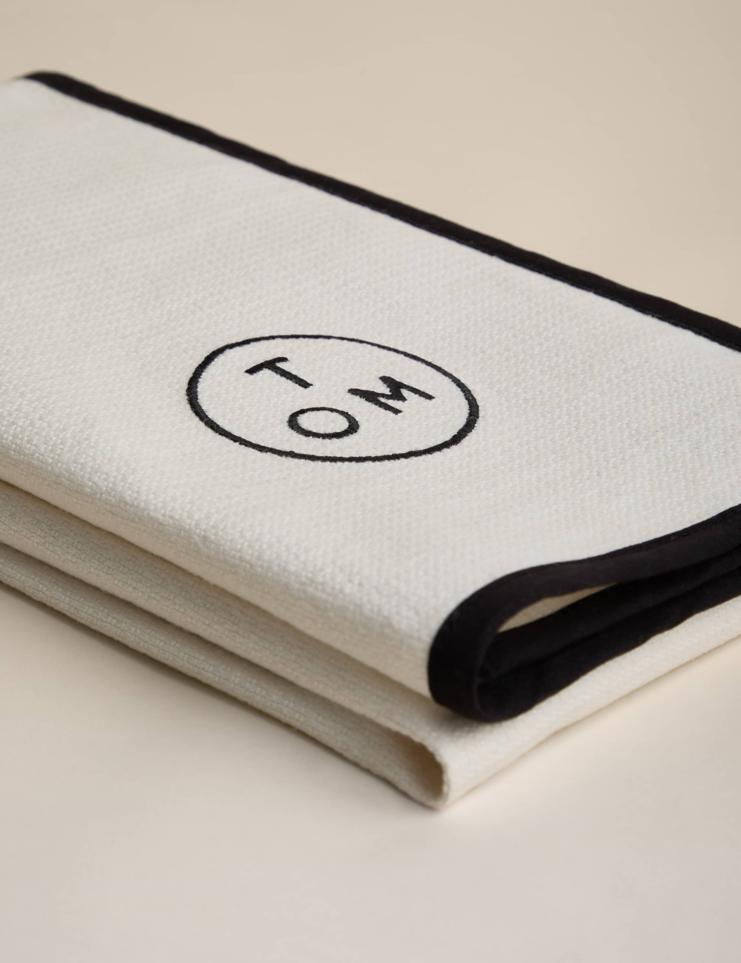 Pure Cotton Chef's Cloth 1 of 6