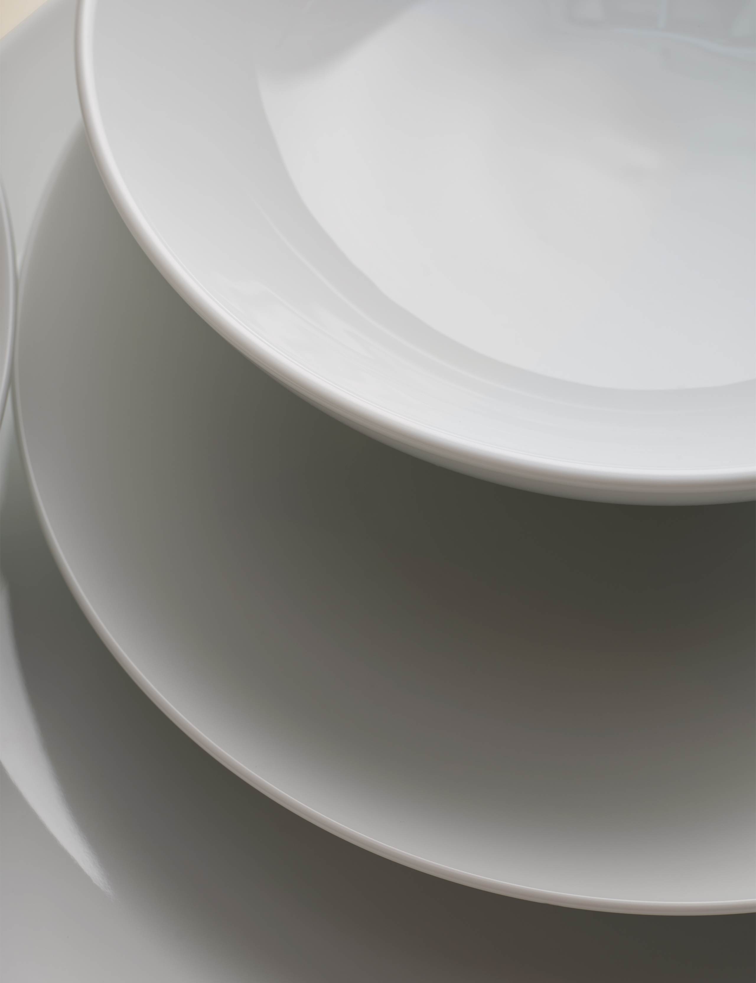 12 Piece Maxim Coupe Dinner Set 4 of 5
