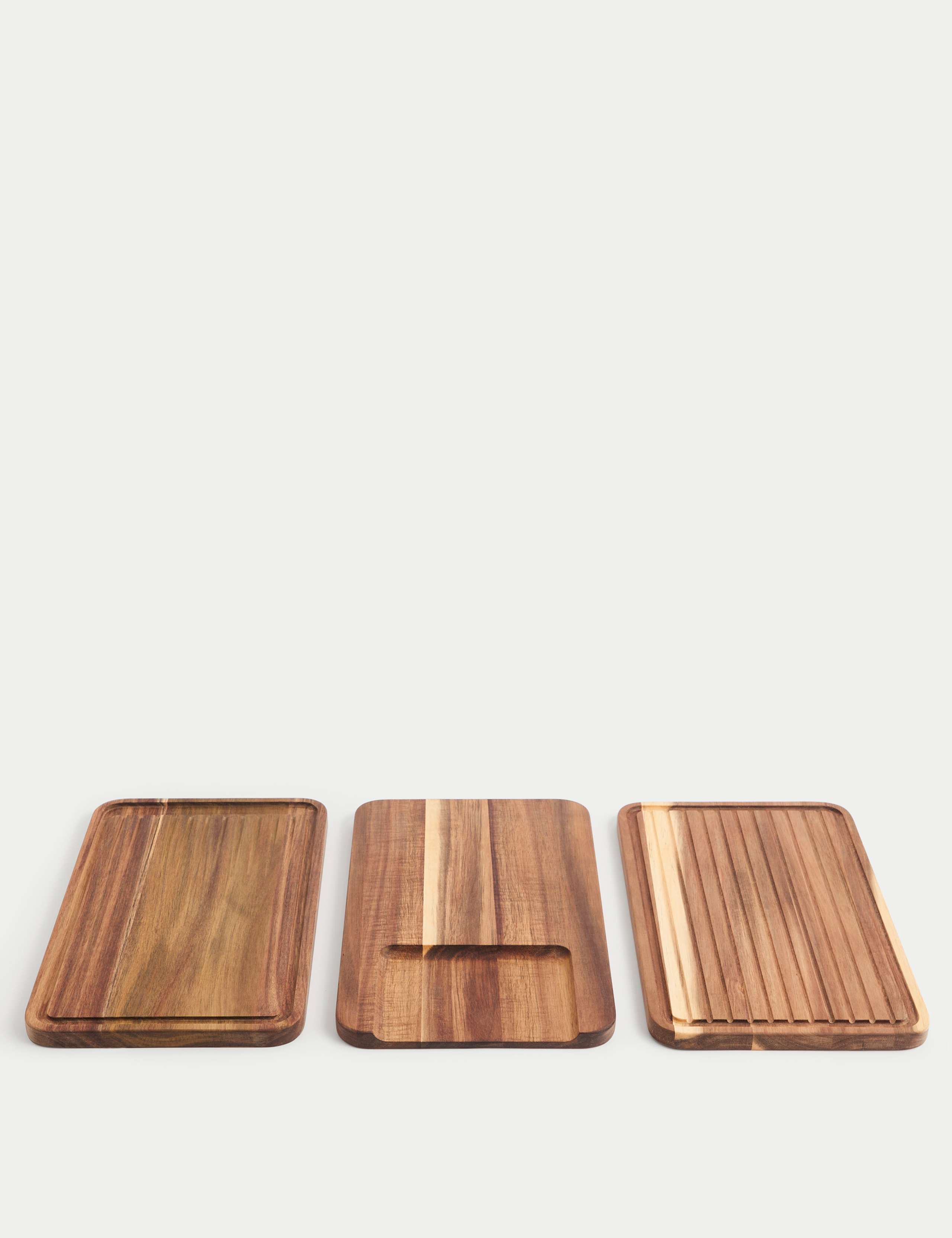 Set of 3 Wooden Chopping Boards 2 of 4