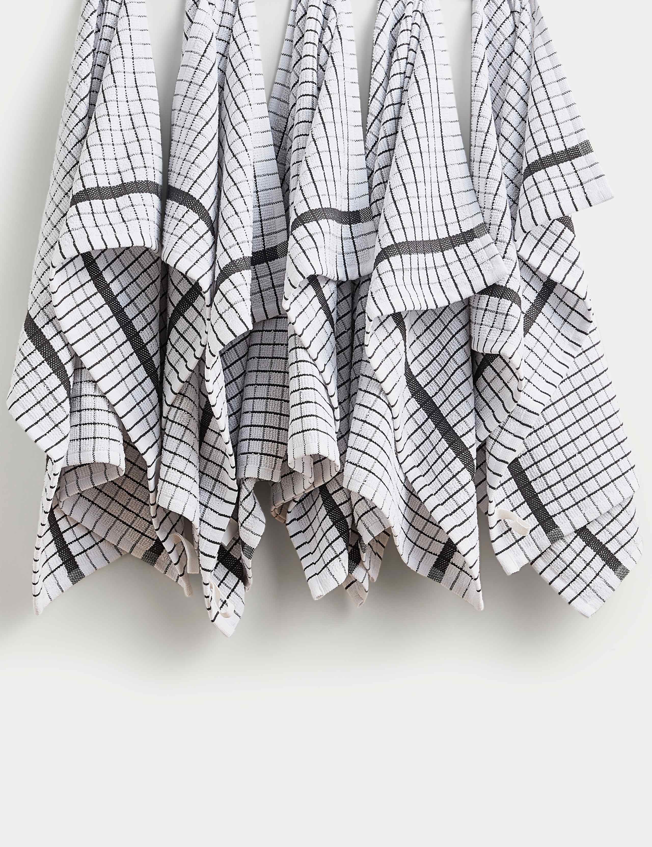 Set of 5 Checked Terry Tea Towels 2 of 3
