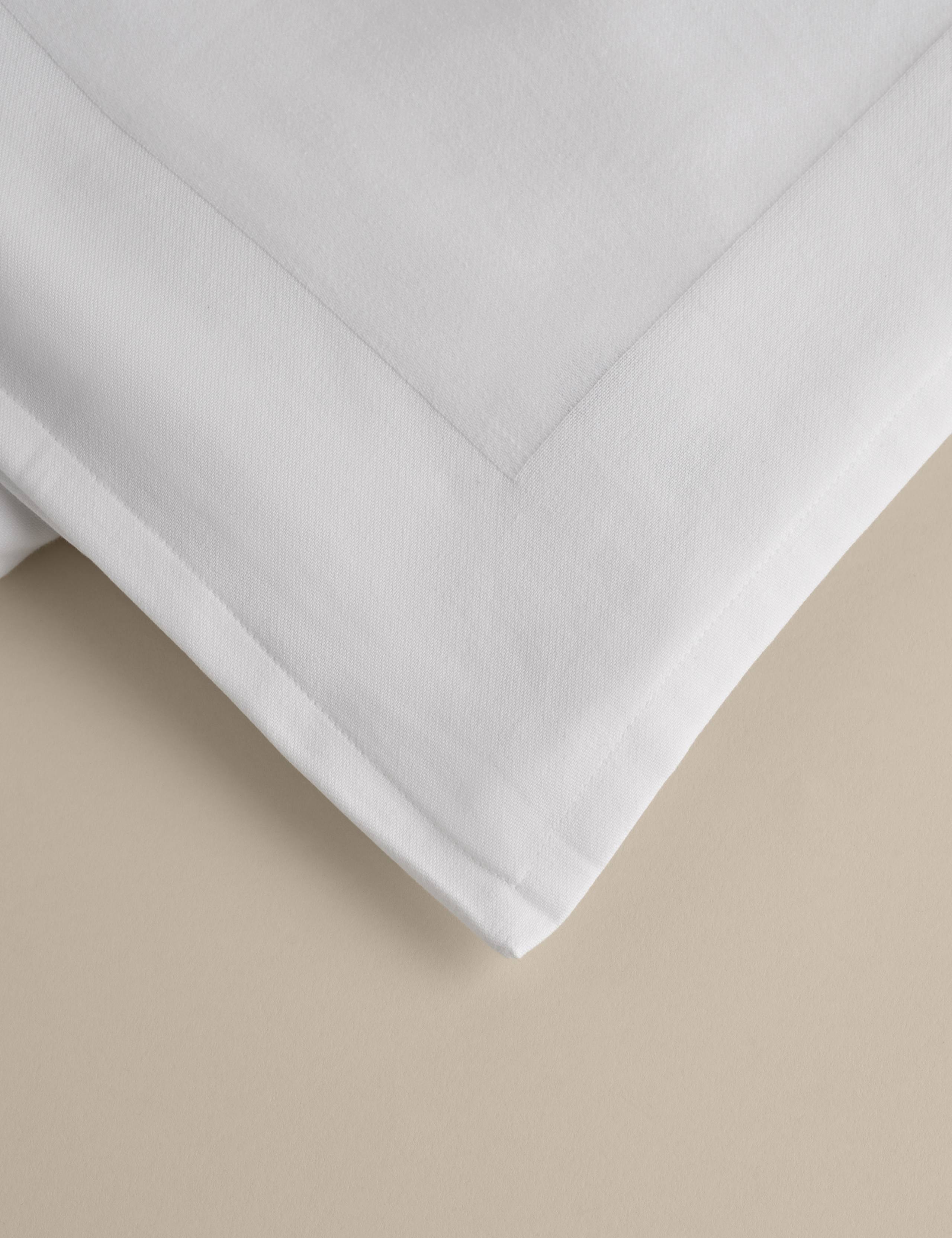 Pure Cotton Sateen Tablecloth 4 of 5