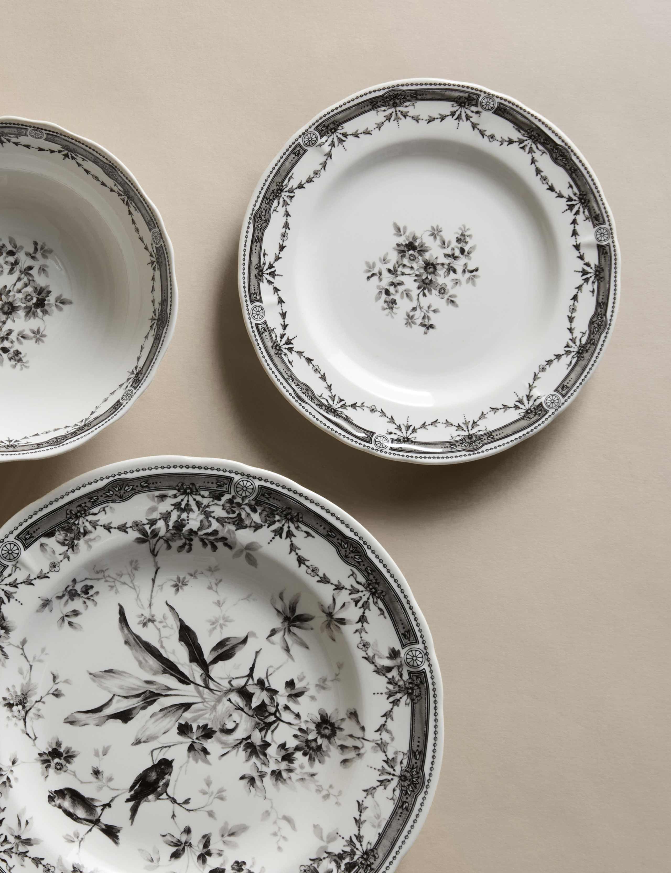 12 Piece Vintage Floral Dinner Set 4 of 5