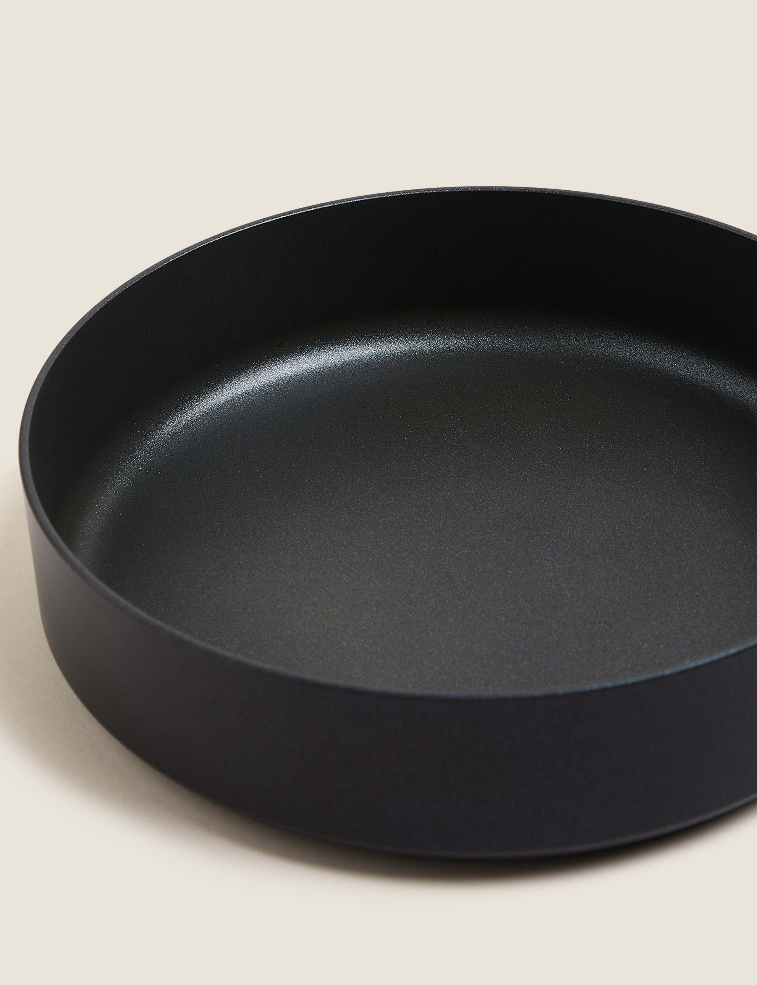 Black Aluminium 26cm Large Non-Stick Sauté Pan 2 of 3