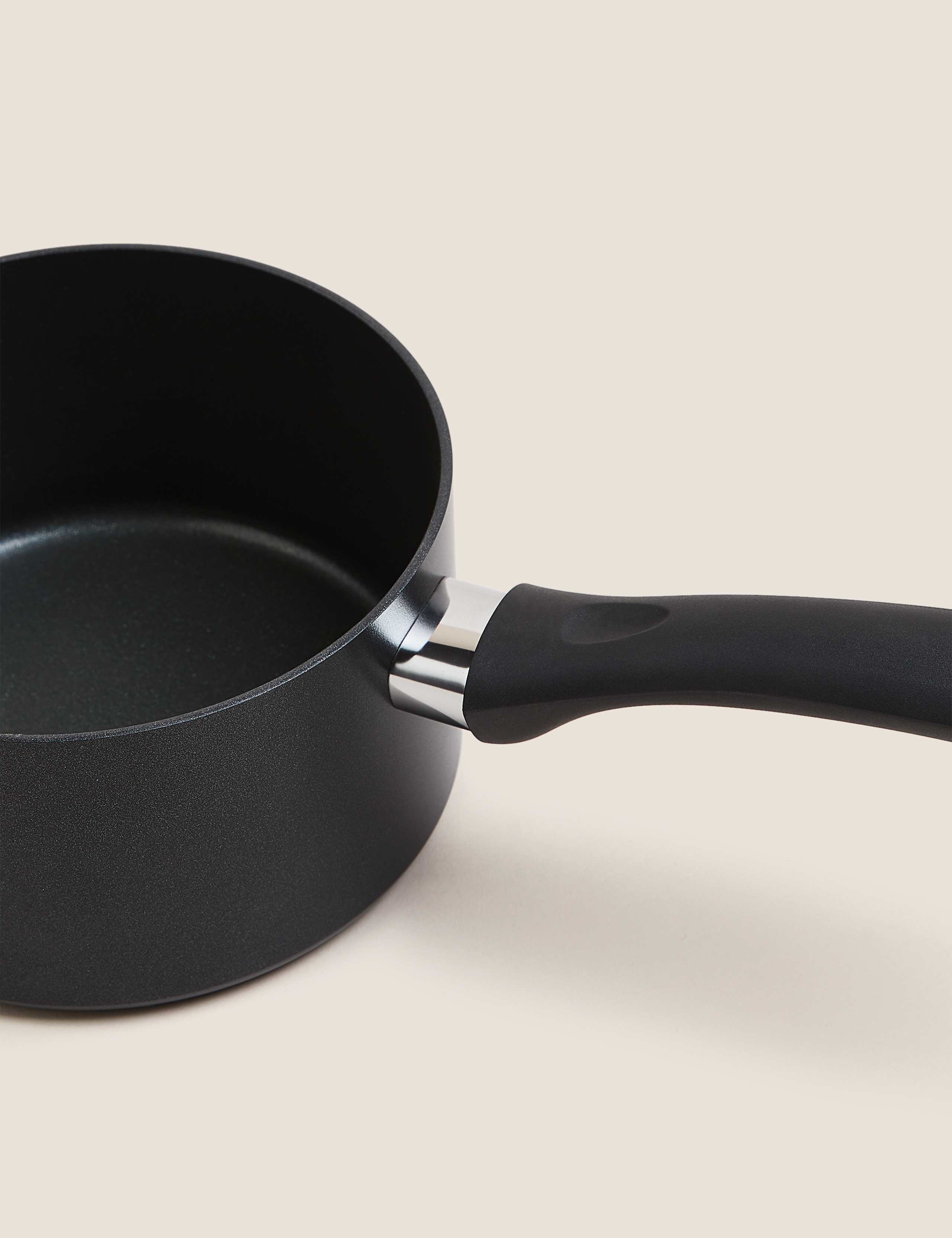 Black Aluminium 16cm Non-Stick Saucepan 3 of 3