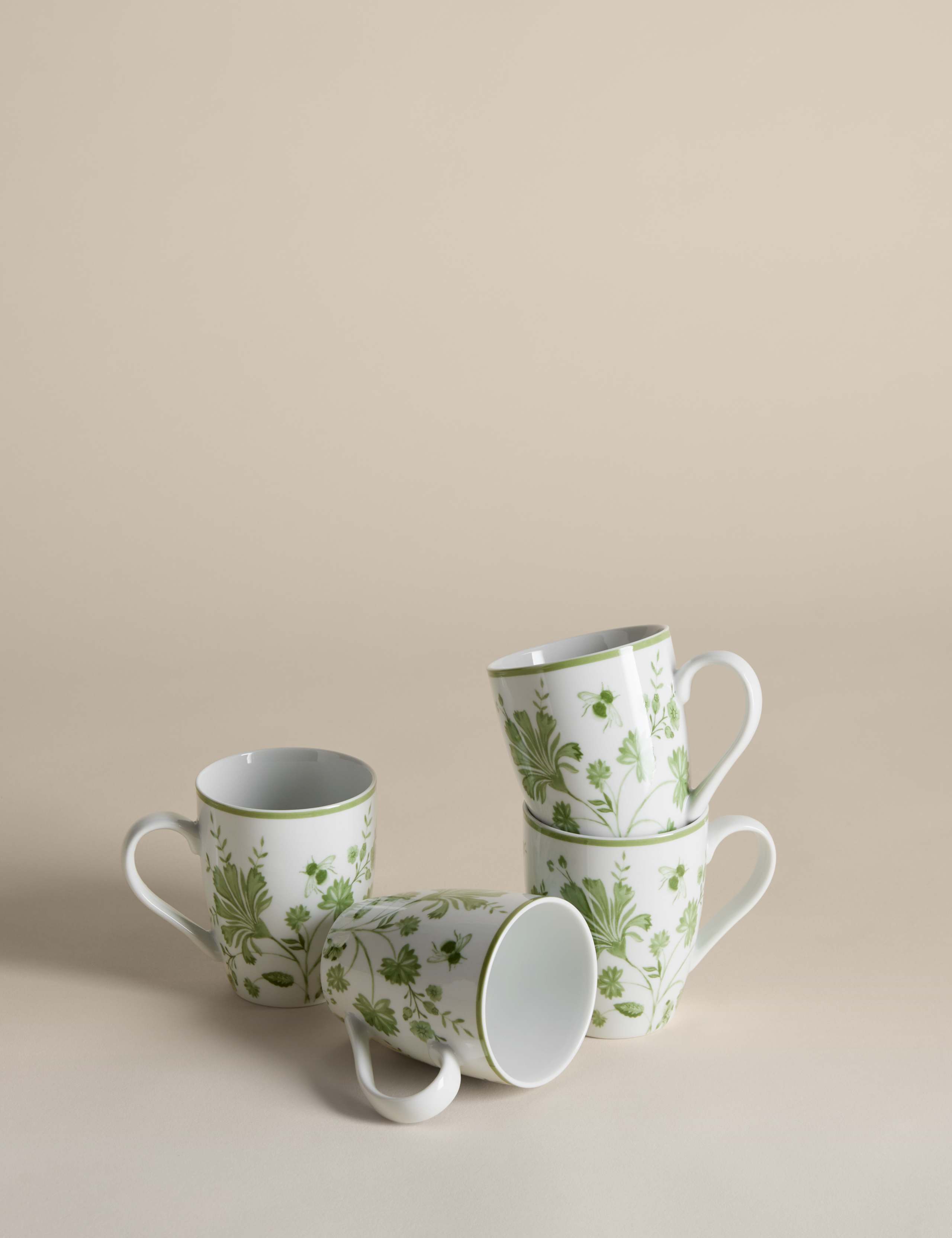Set of 4 Floral Bee Mugs 3 of 5