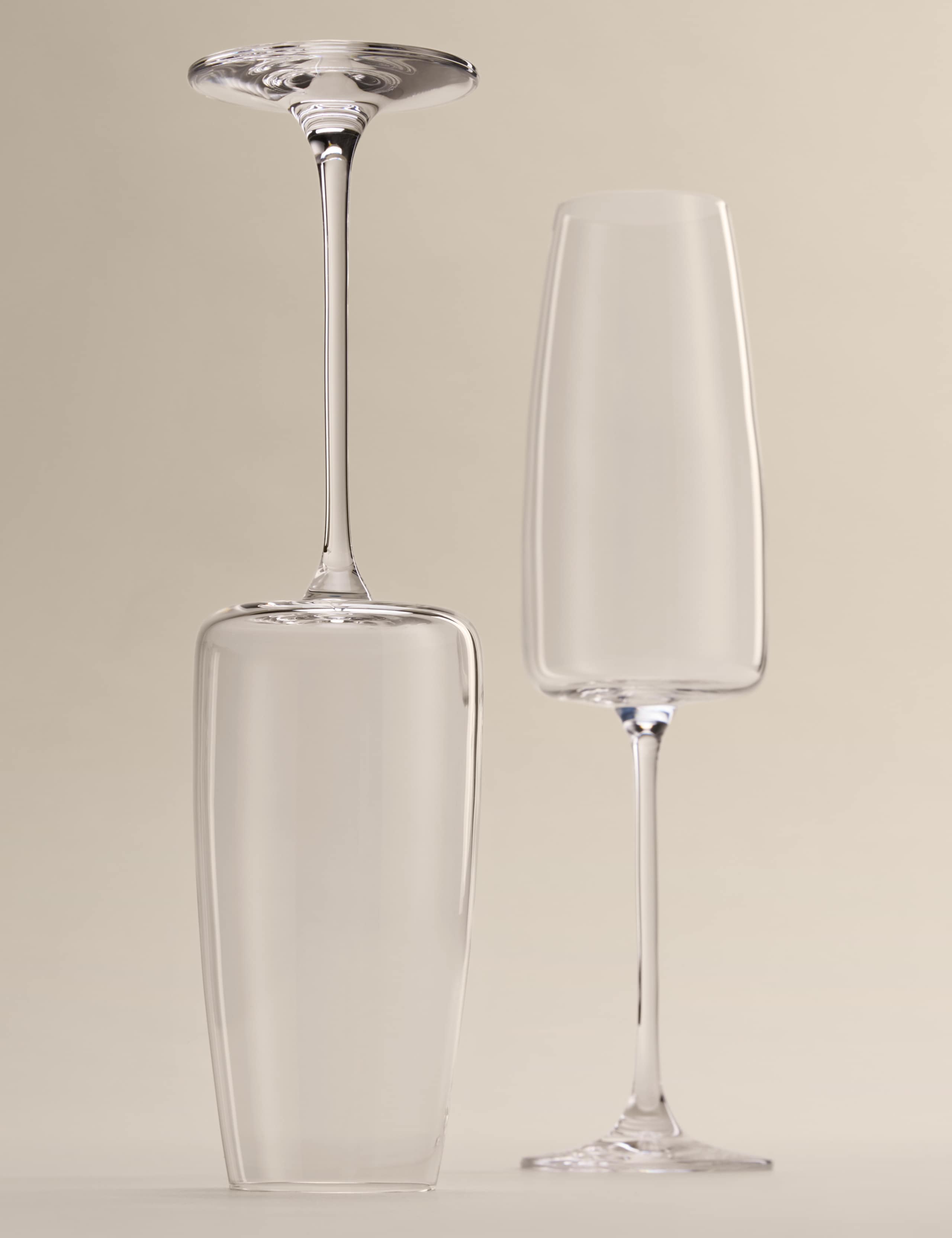 Set of 4 Odette Champagne Flutes 3 of 6