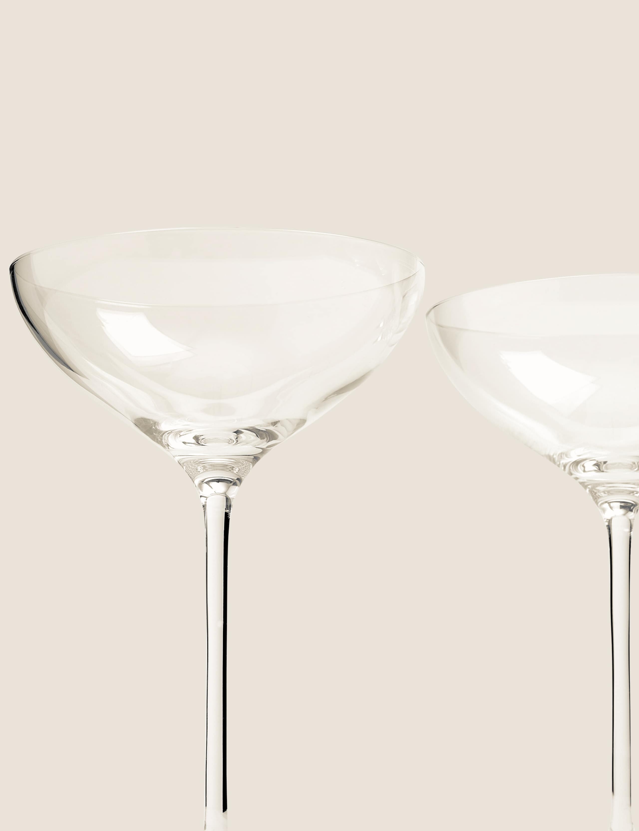 Set of 4 Champagne Saucers 4 of 5