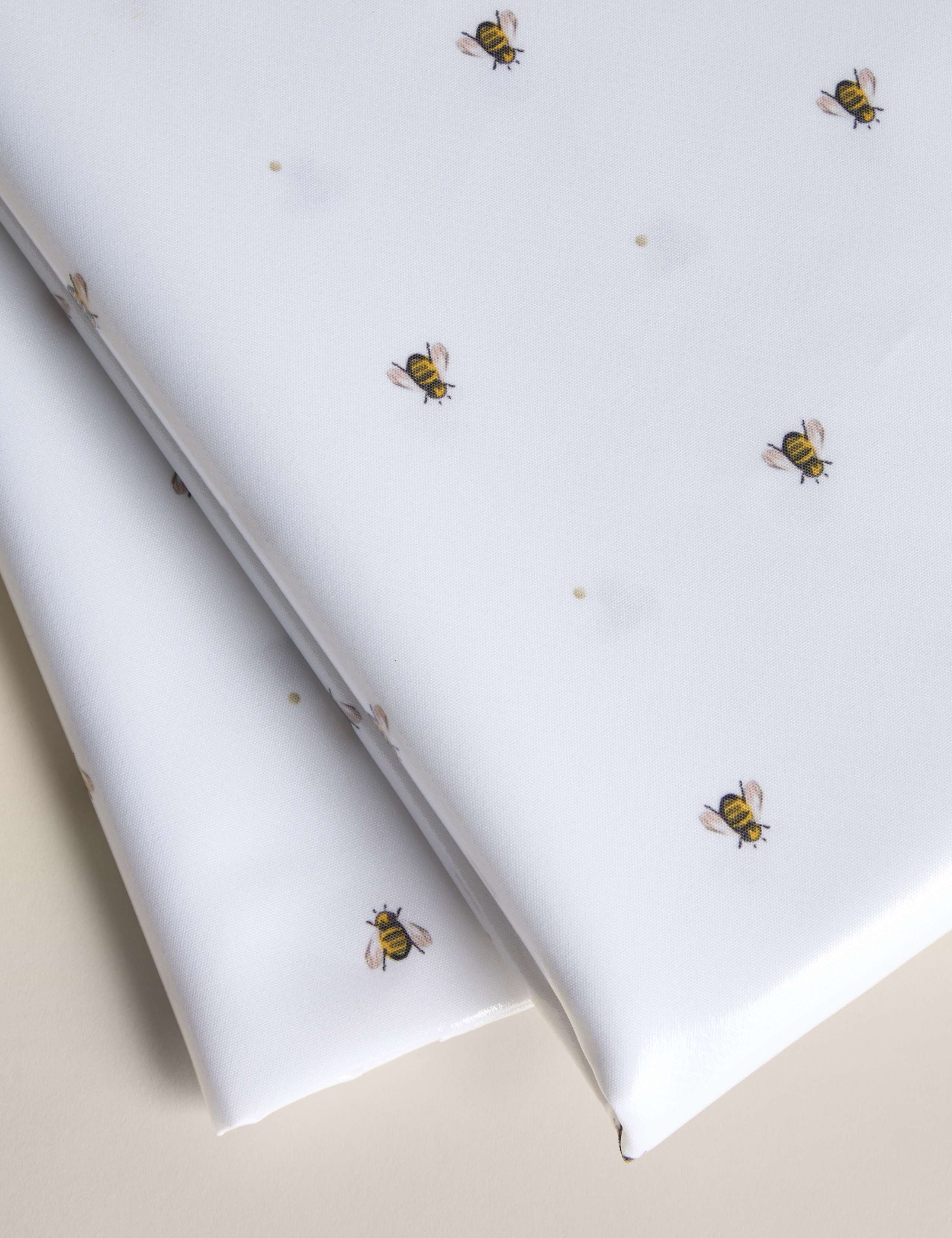 Bee Wipe Clean Tablecloth 4 of 5