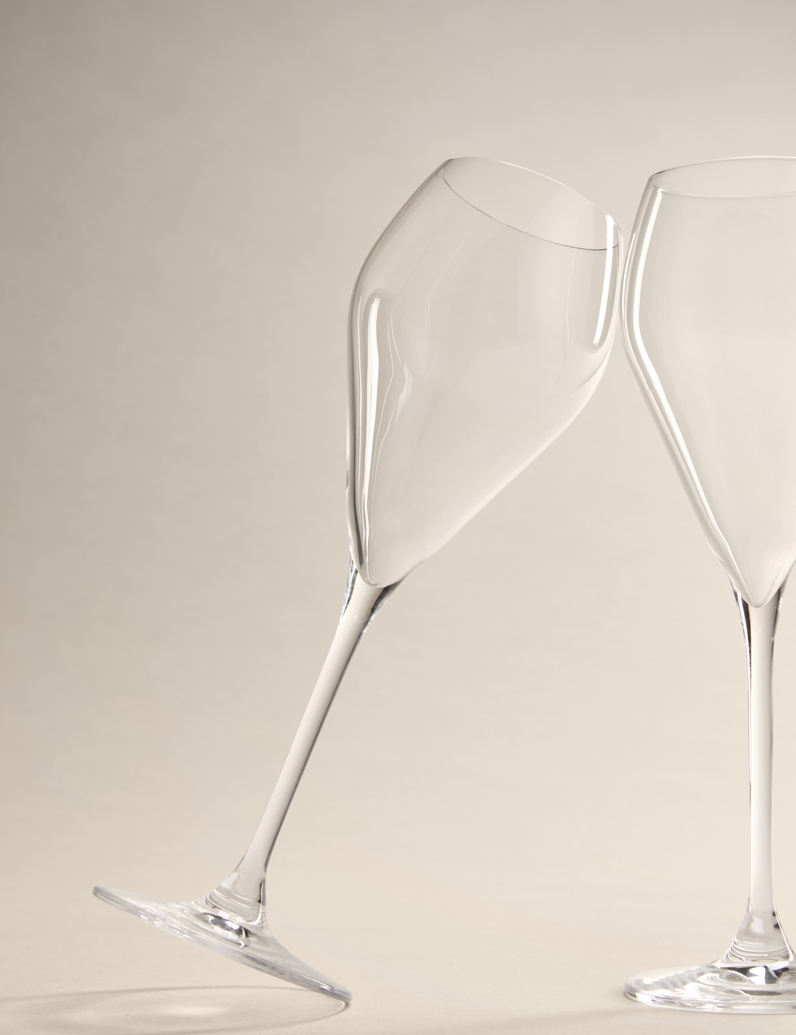 Set of 2 Prosecco Glasses 2 of 3