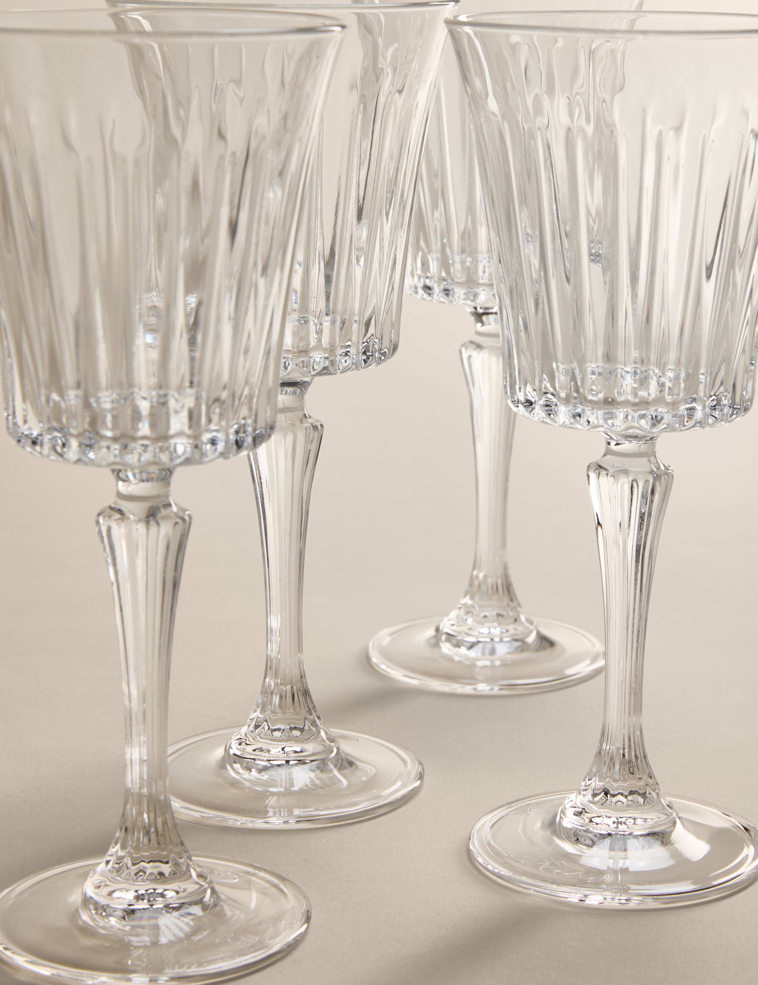 Set of 4 Timeless Wine Glasses 5 of 5
