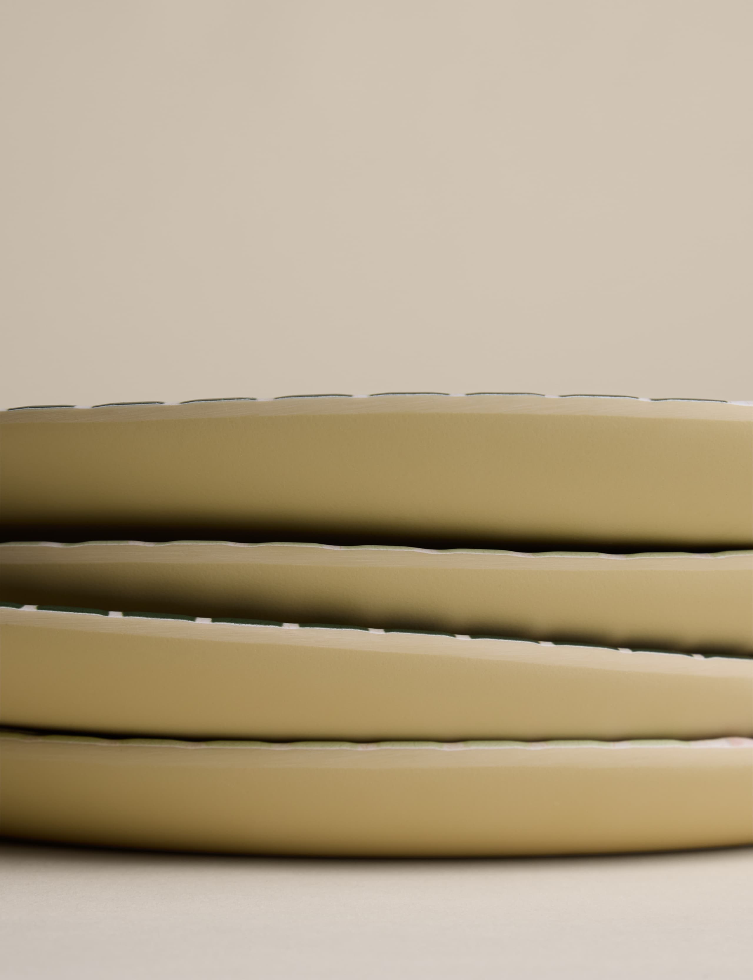 Set of 4 Floral Picnic Dinner Plates 6 of 9