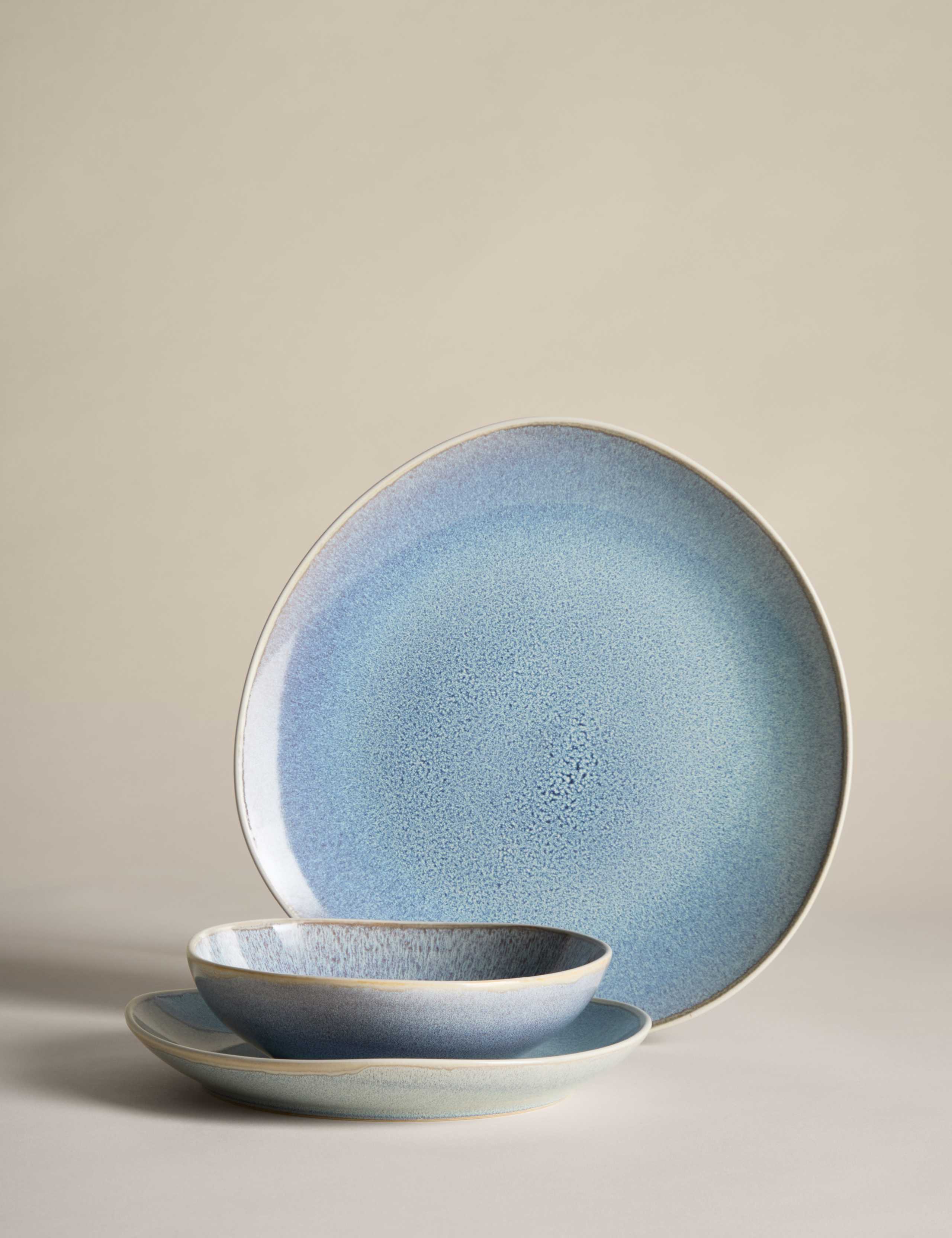 12 Piece Argo Dinner Set 3 of 7