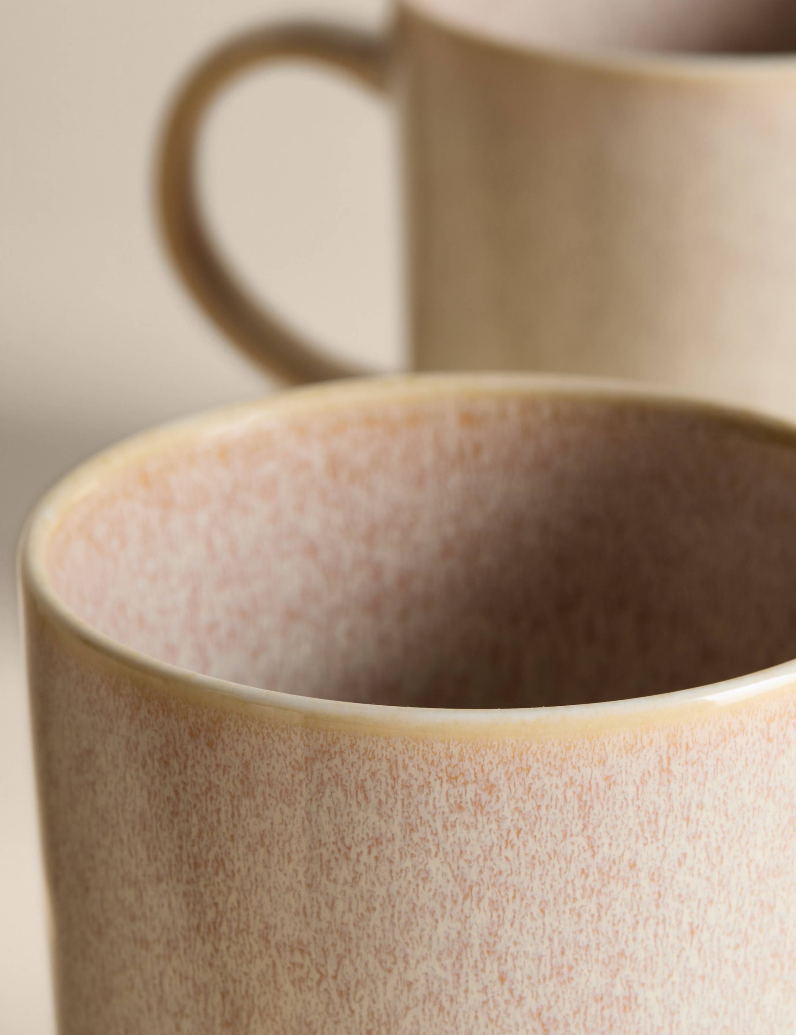 Set of 4 Argo Mugs 5 of 6