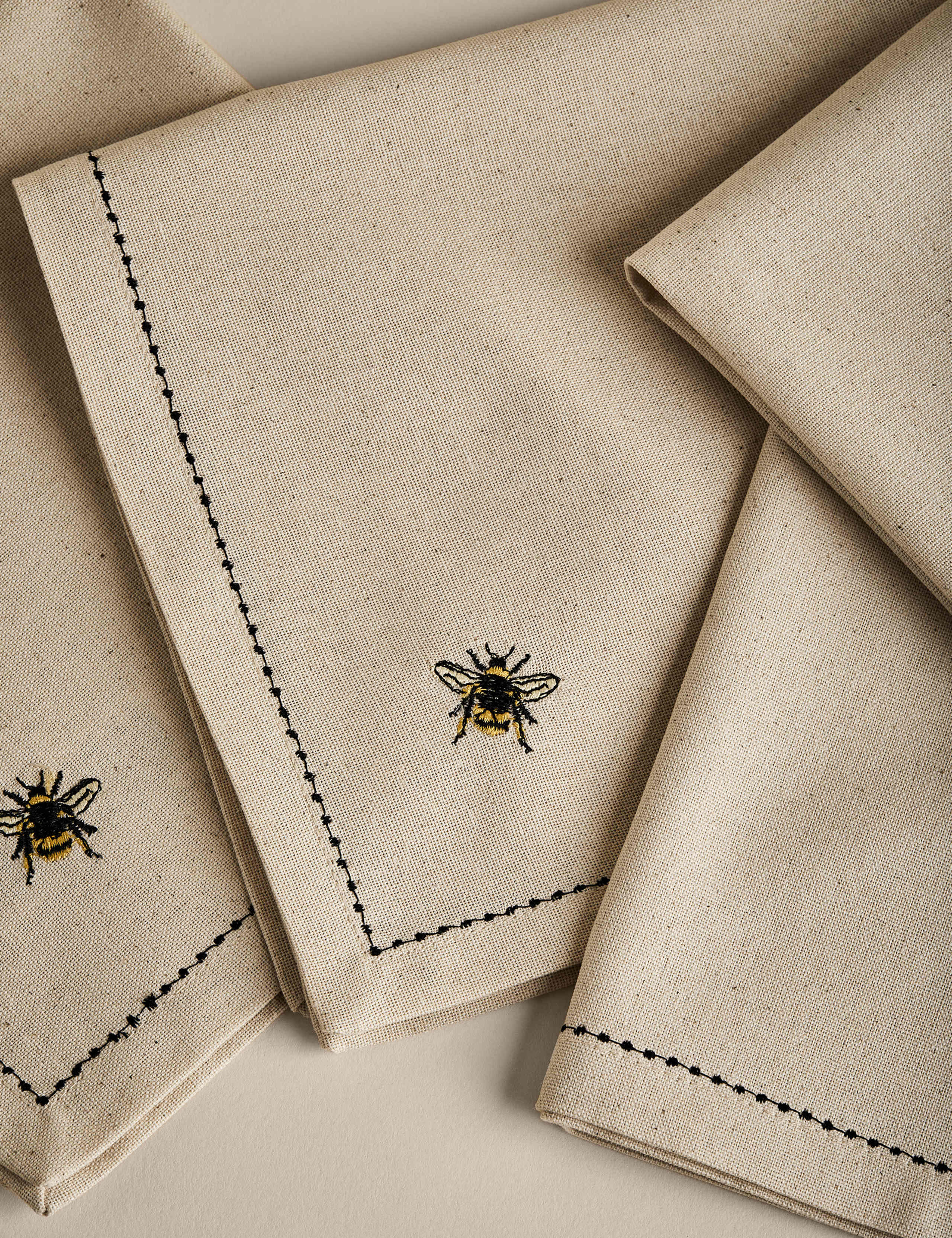Set of 4 Embroidered Bee Cotton Napkins 3 of 6