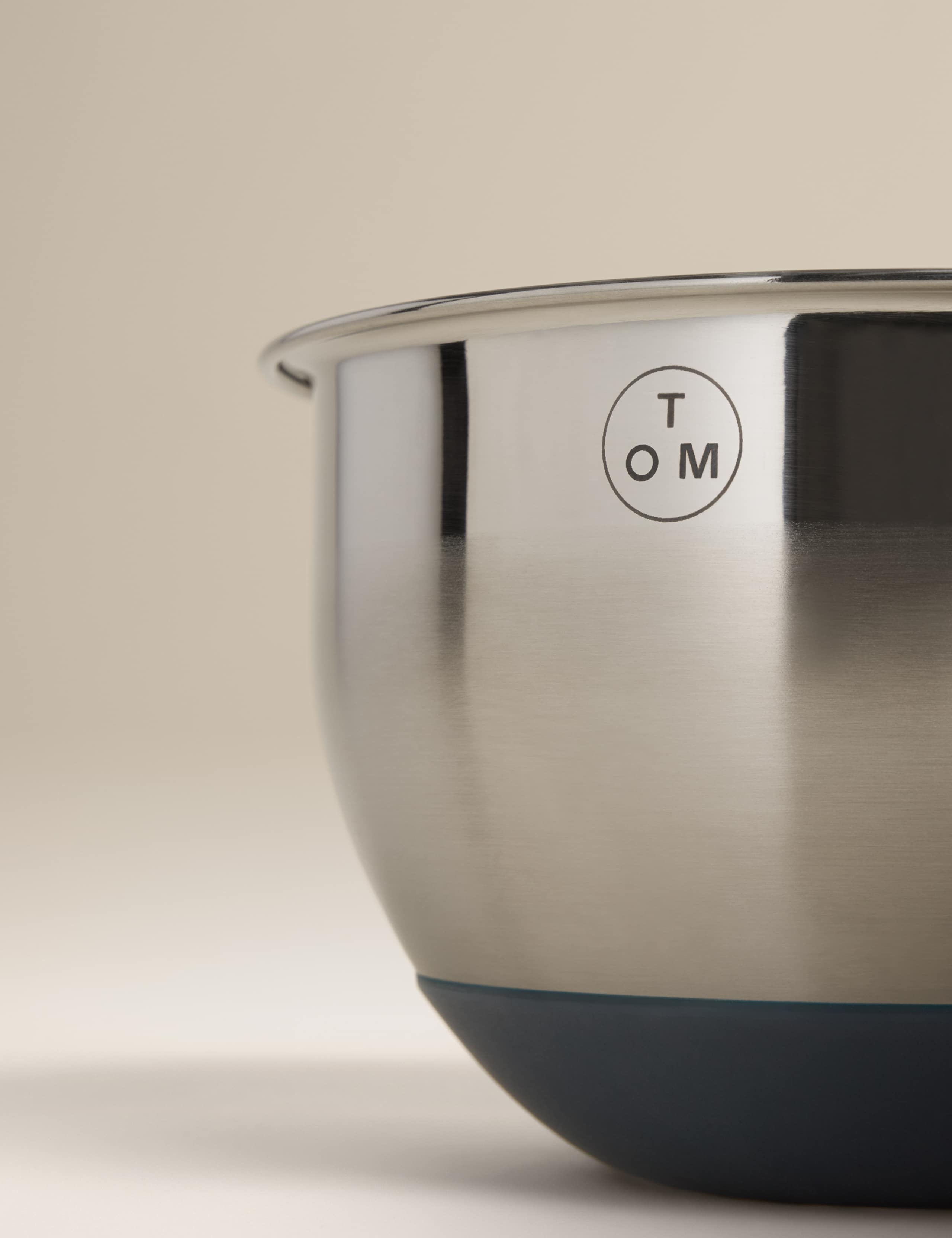Set Of 3 Stainless Steel Mixing Bowls 4 of 5