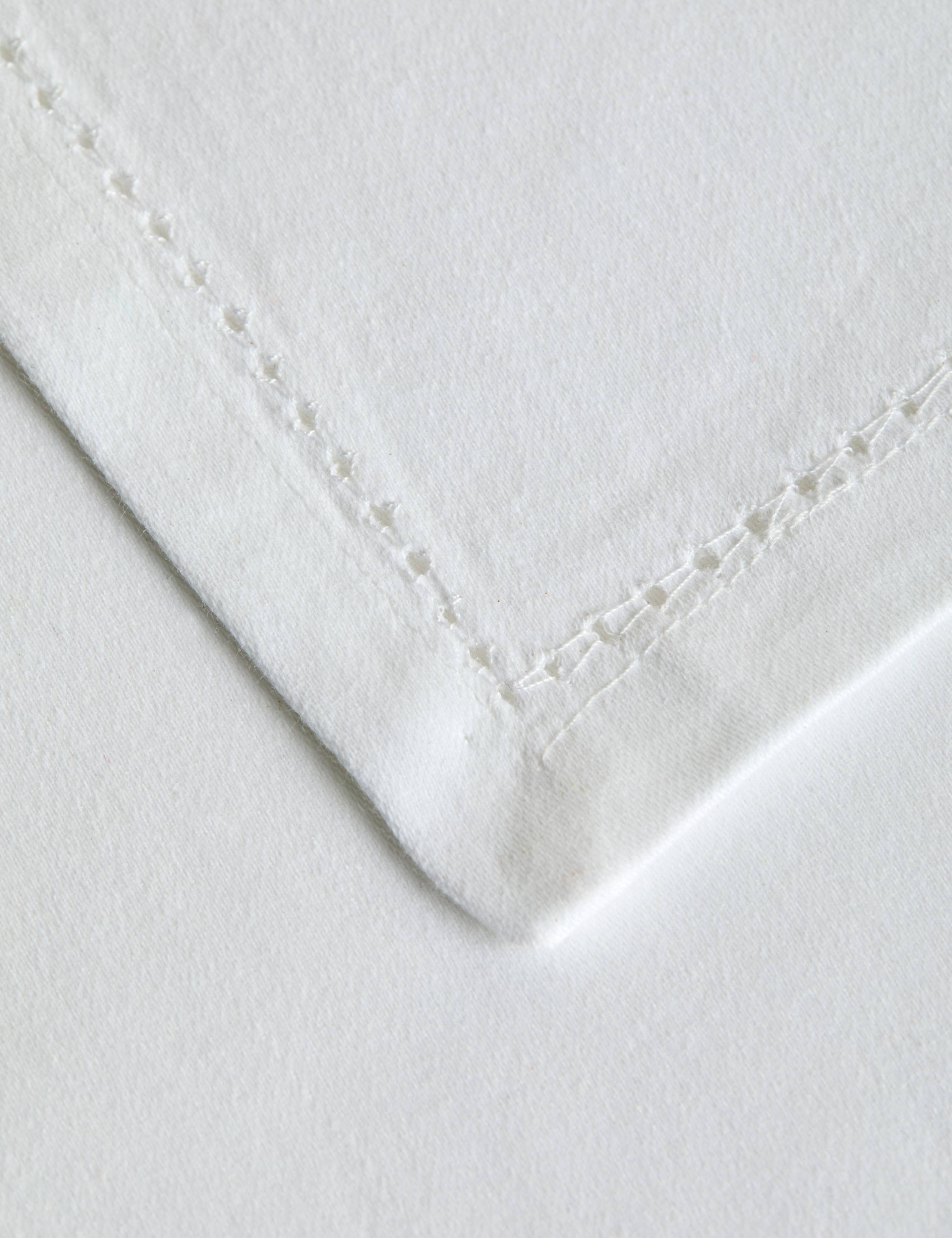 Set of 4 Cotton Sateen Napkins 2 of 3