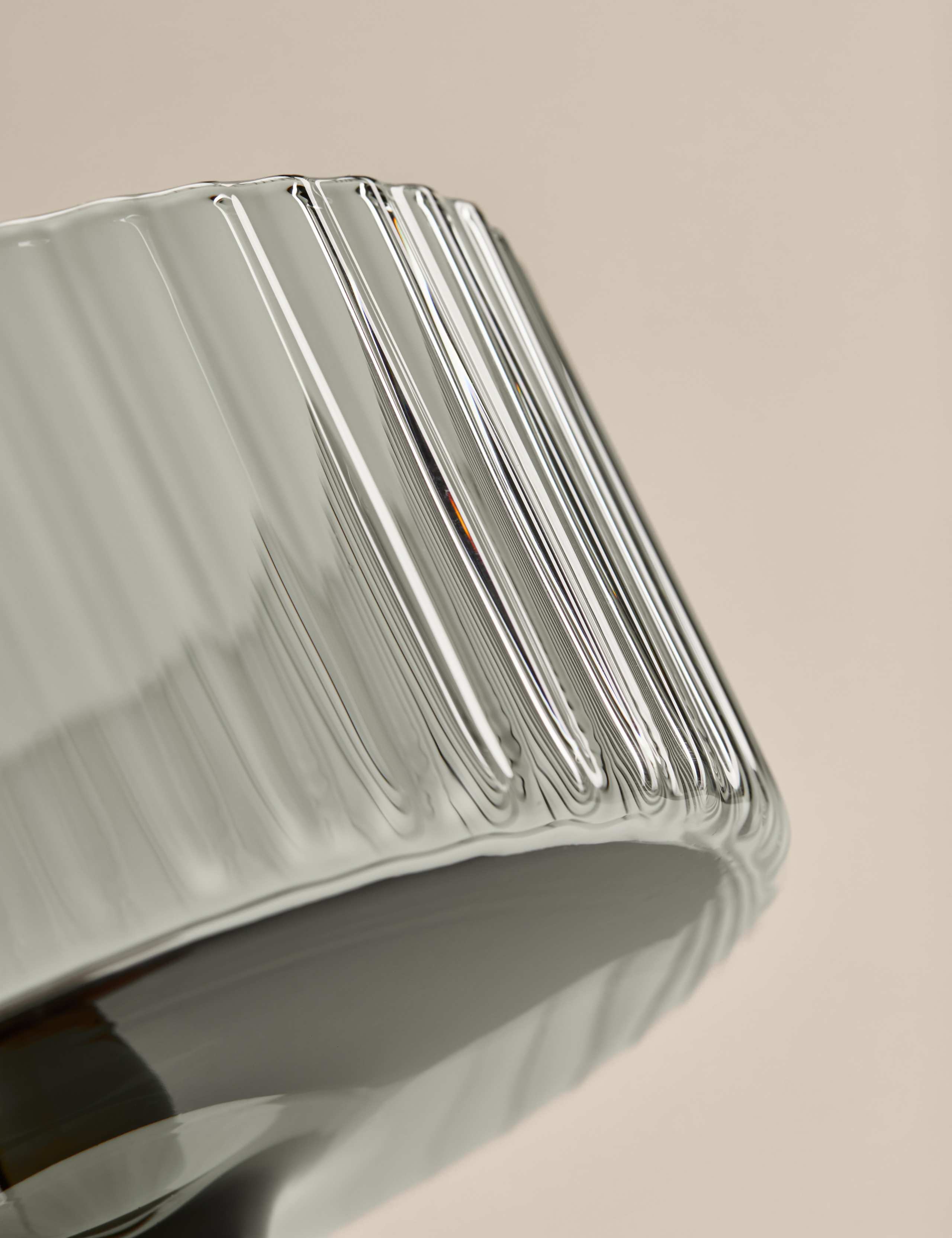 Set of 2 Celine Ribbed Champagne Coupes 2 of 6