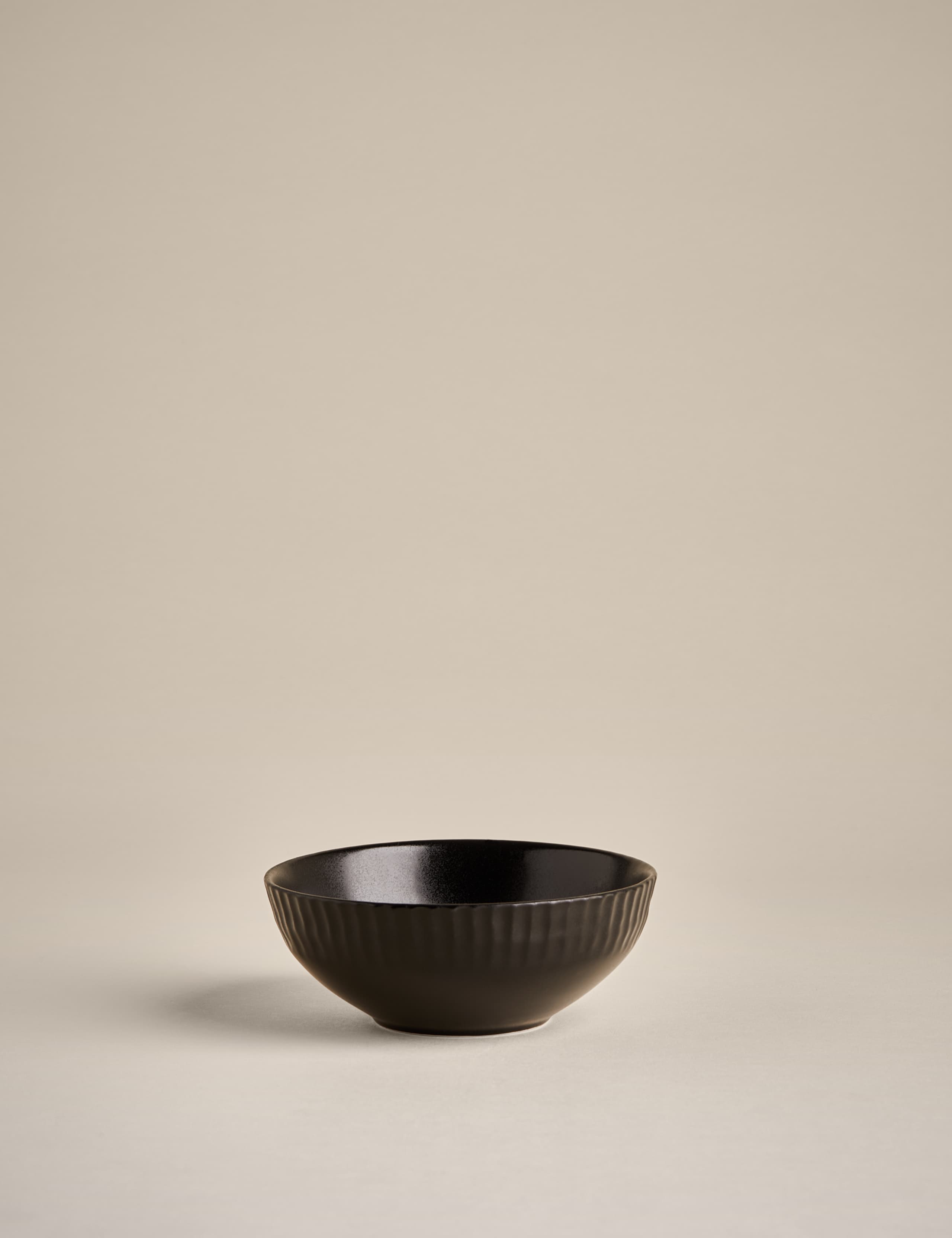 12 Piece Textured Edge Dinner Set 4 of 7