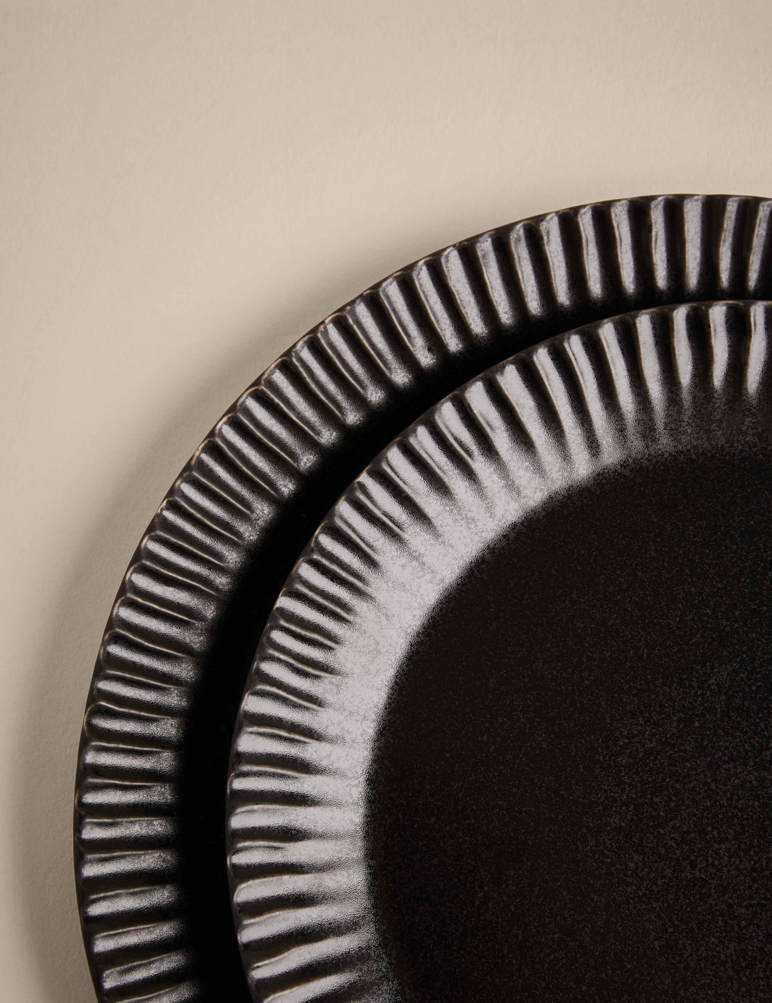 12 Piece Textured Edge Dinner Set 7 of 7