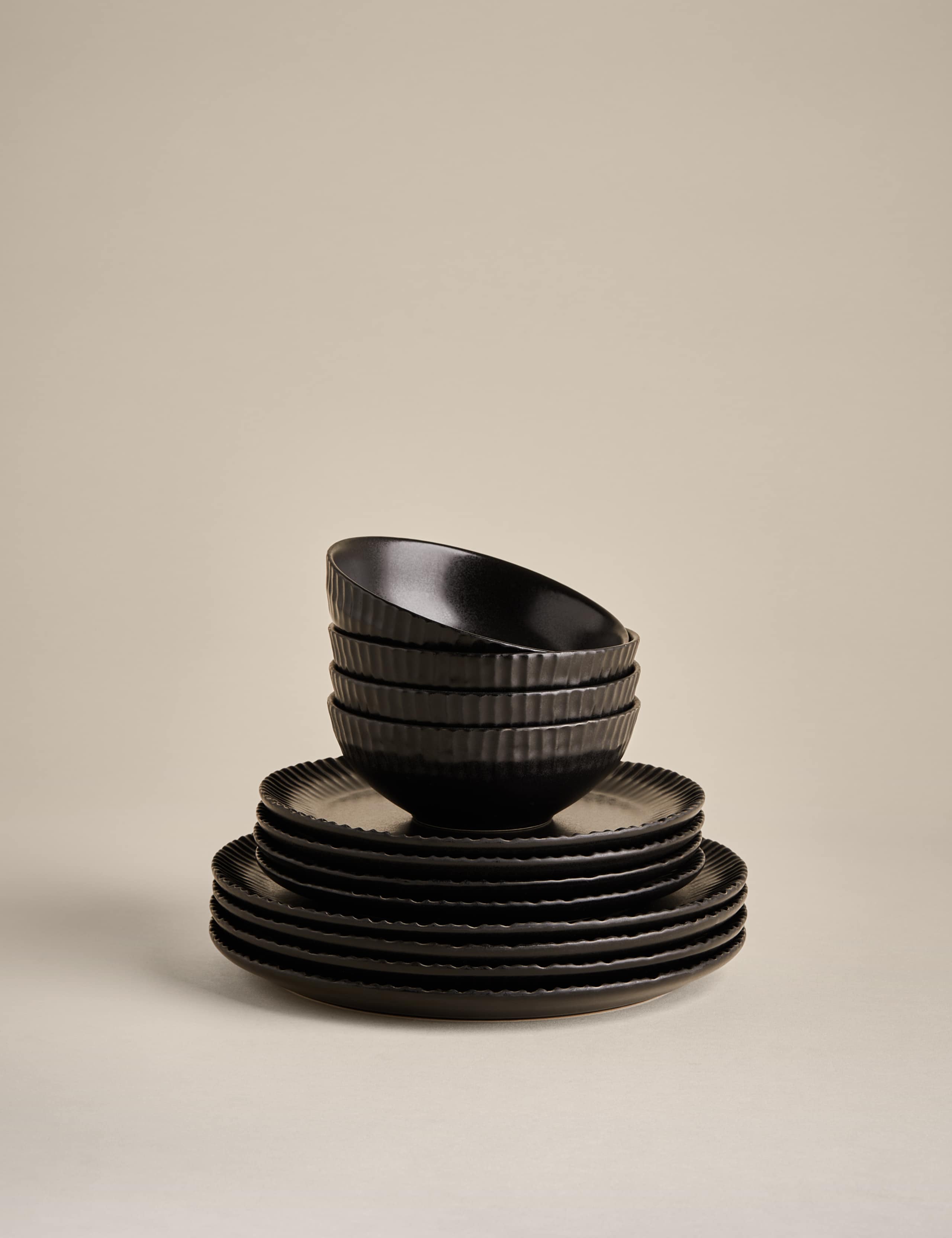12 Piece Textured Edge Dinner Set 2 of 7