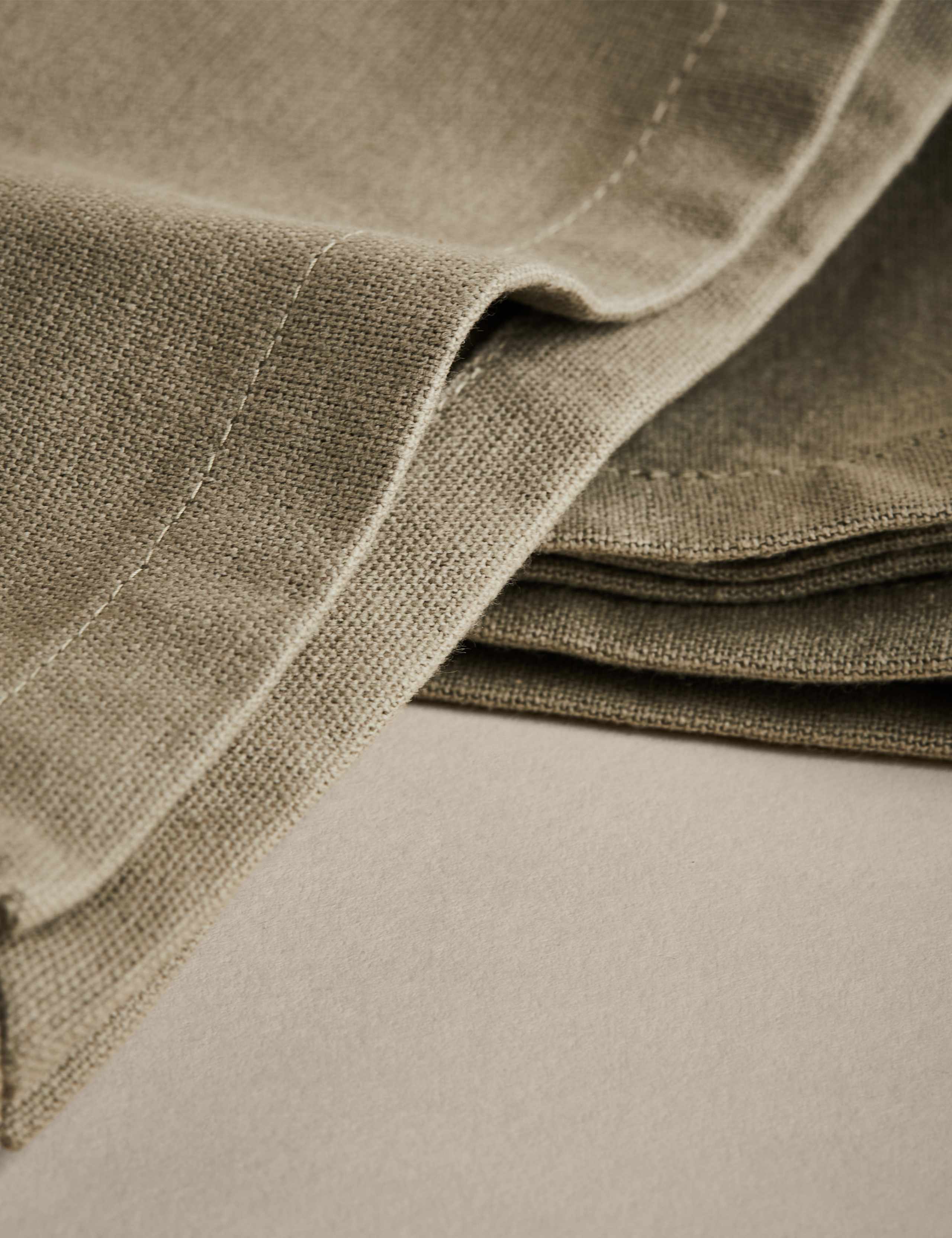 Set of 4 Pure Cotton Napkins 4 of 5