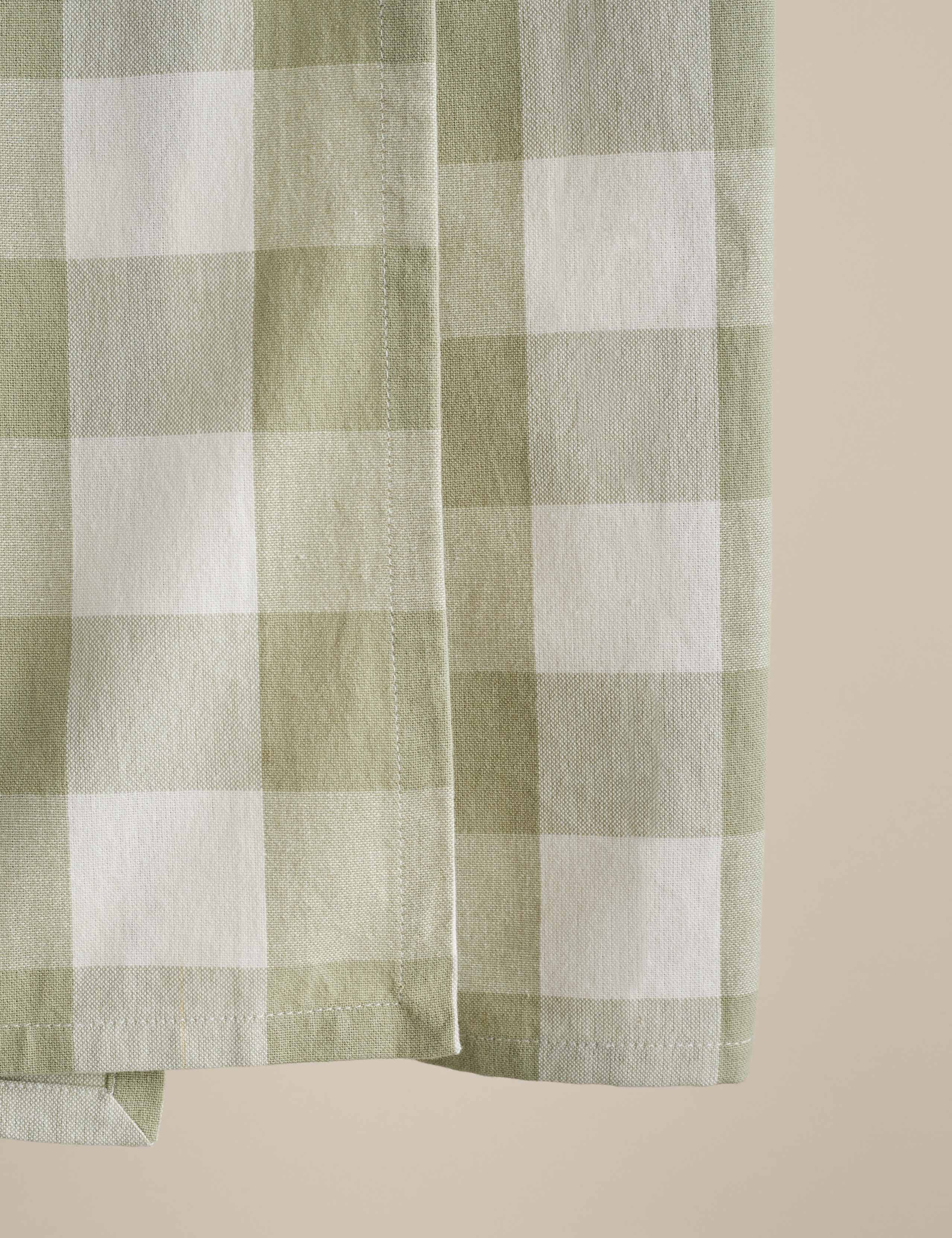 Pure Cotton Gingham Tablecloth 2 of 4