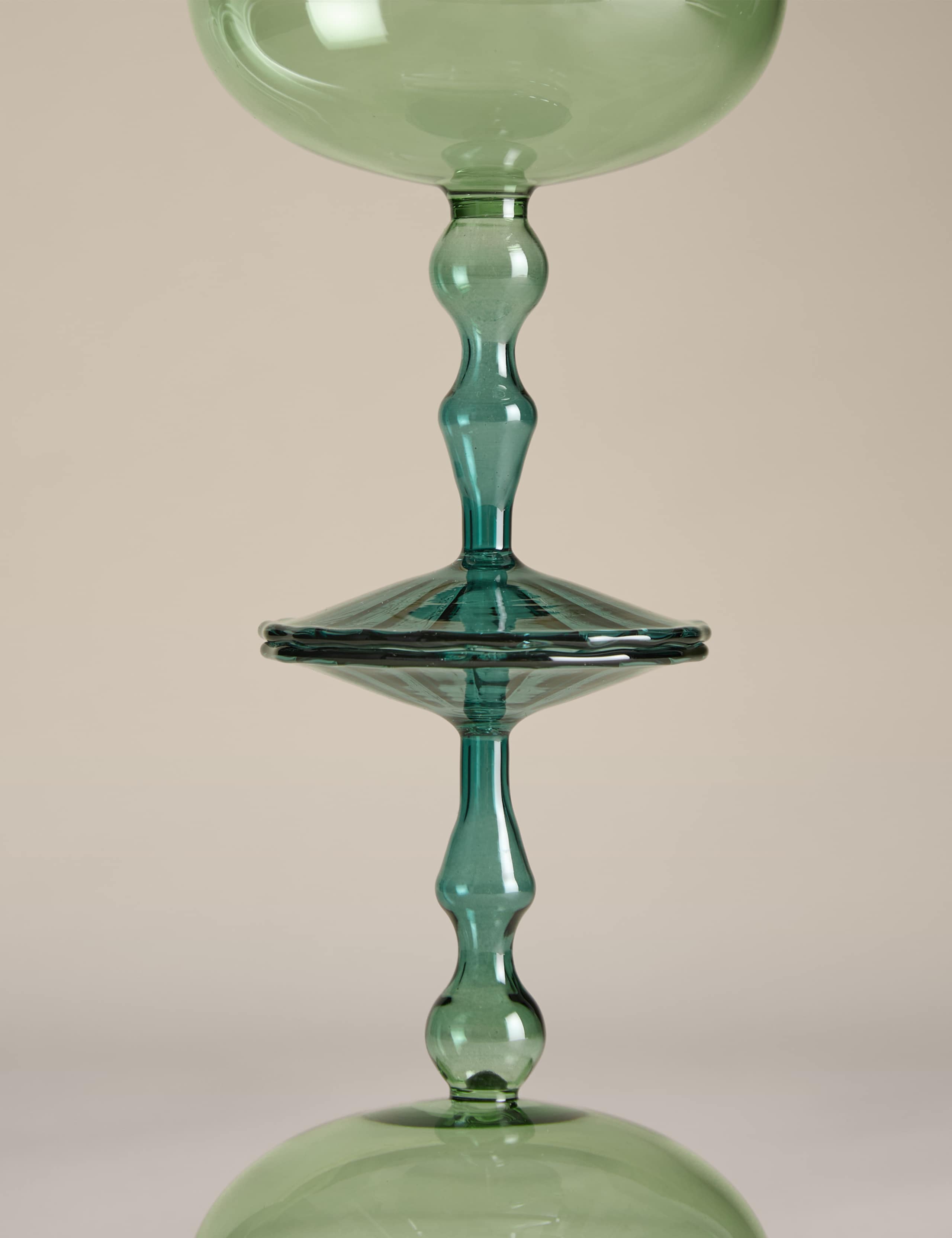 Set of 2 Deco Coupe Glasses 2 of 6