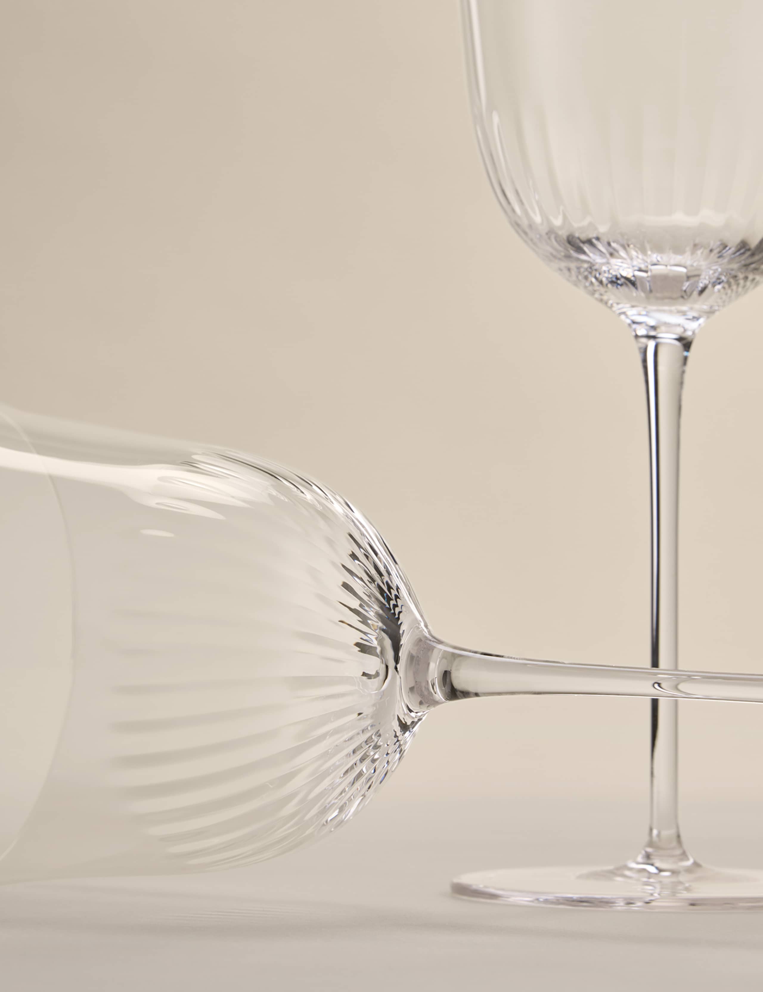 Set of 4 Delphine Wine Glasses 4 of 5