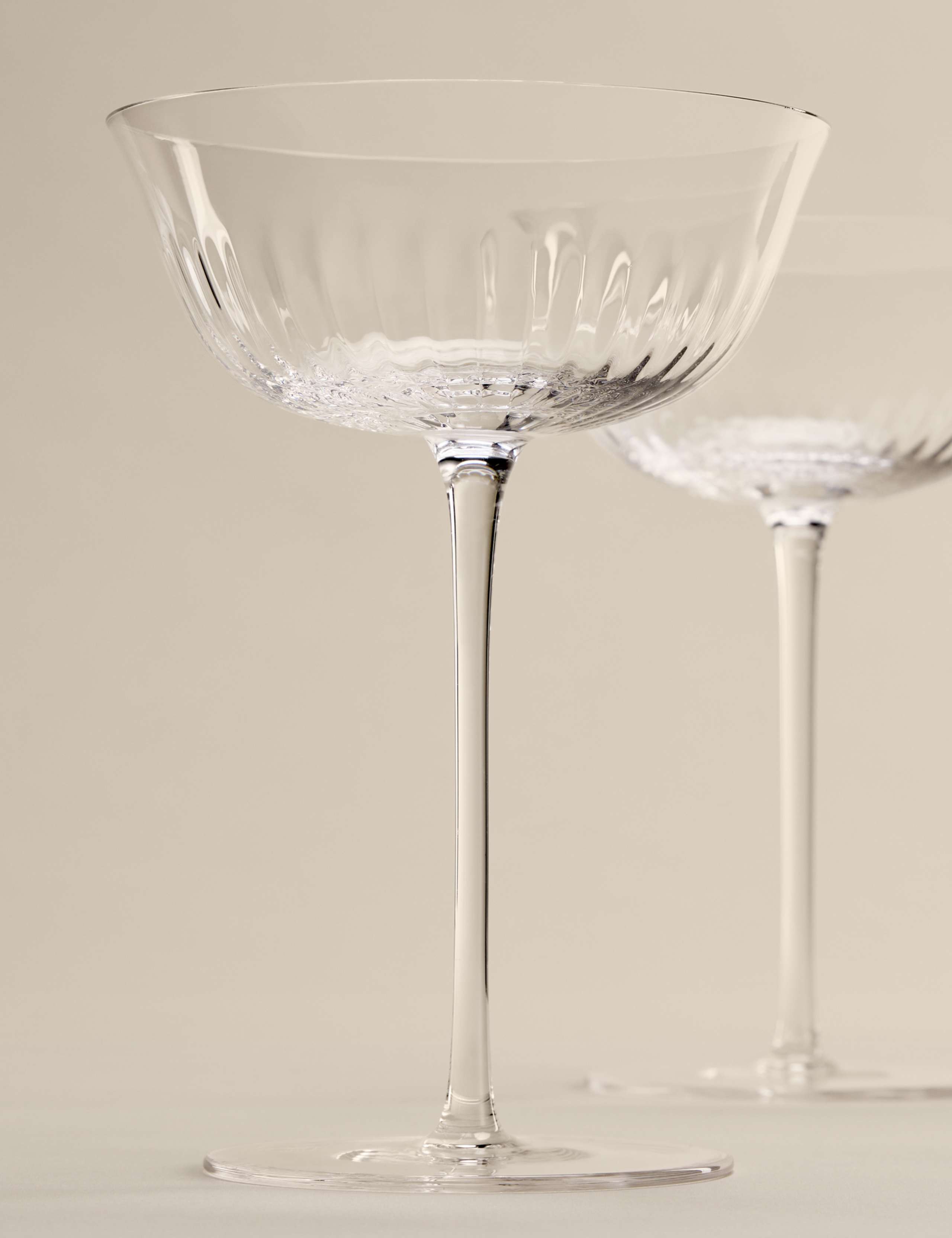 Set of 2 Delphine Coupes 2 of 5