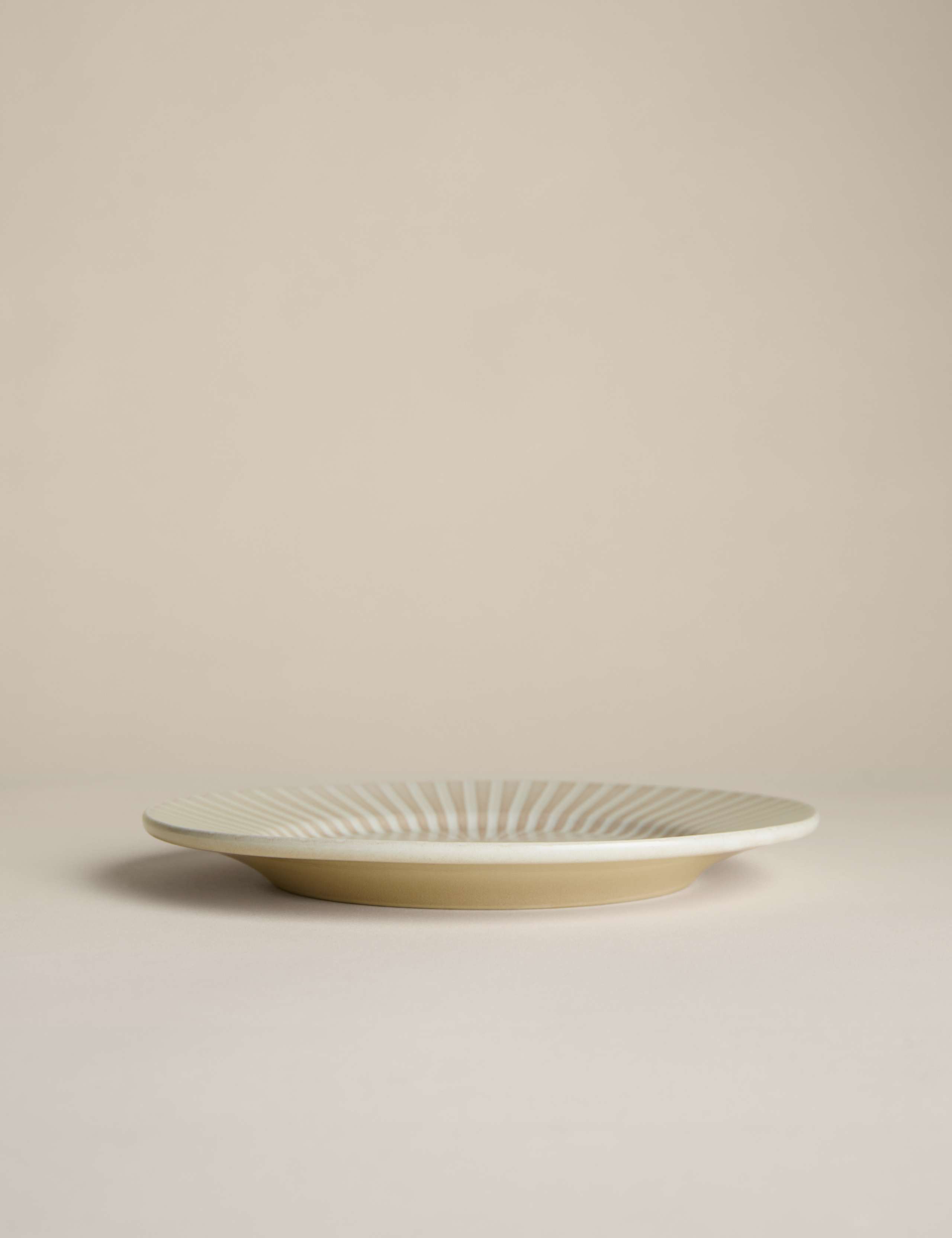 Reactive Stripe Side Plate 6 of 6