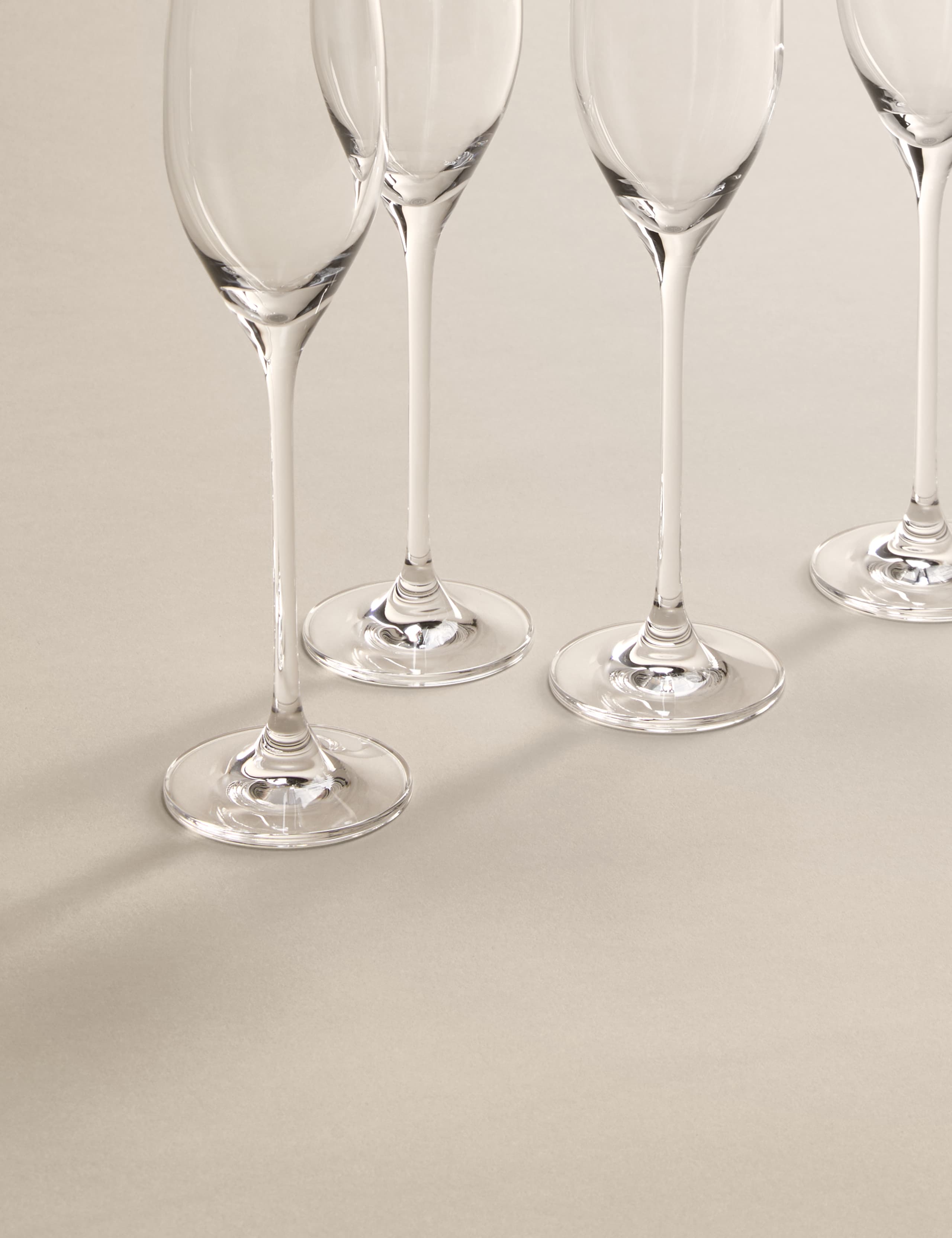 Set of 4 Maxim Champagne Flutes 4 of 6