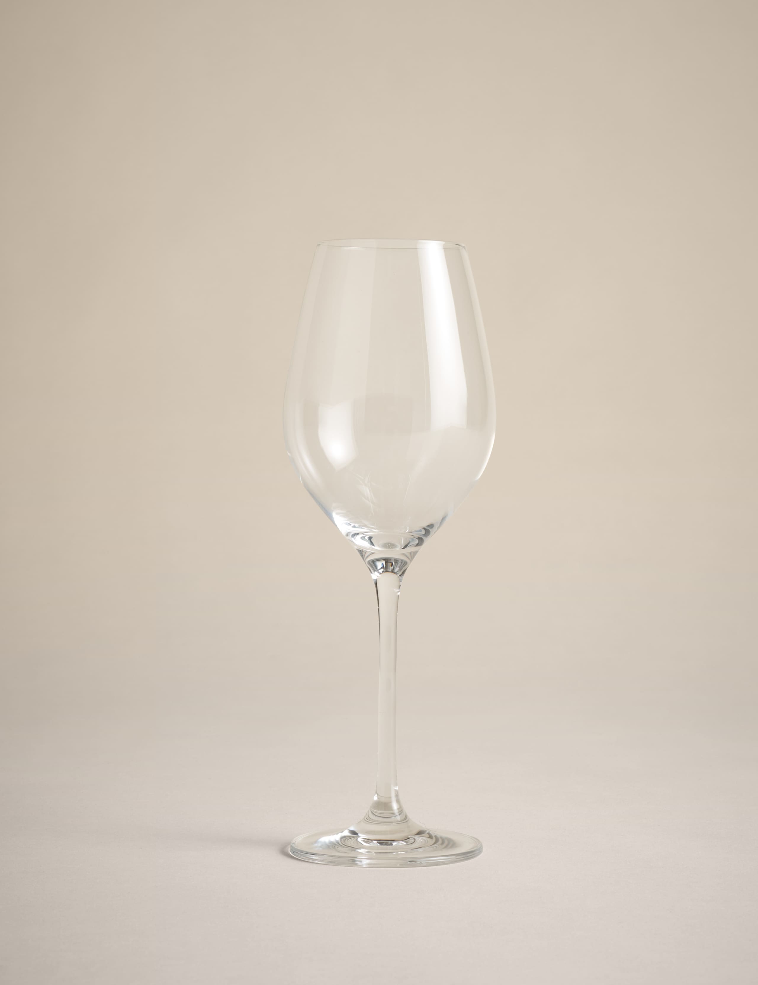 Set of 4 Maxim Crystal White Wine Glasses 2 of 4
