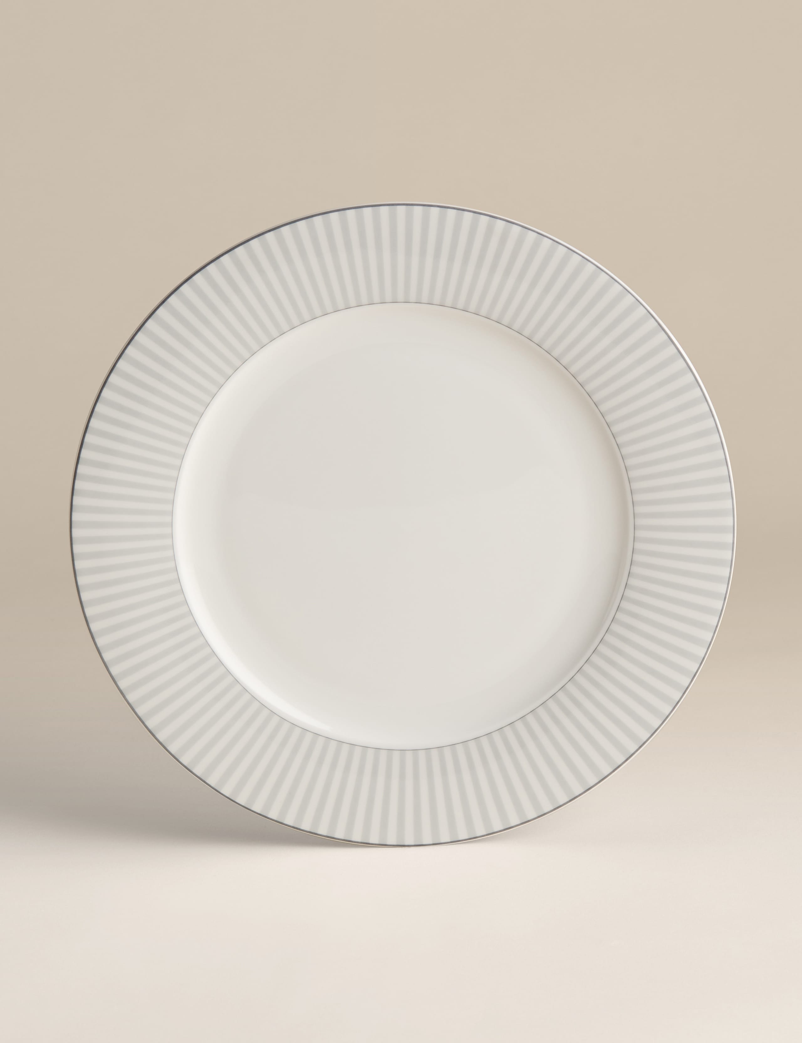 12 Piece Hampton Bone China Dinner Set 3 of 8