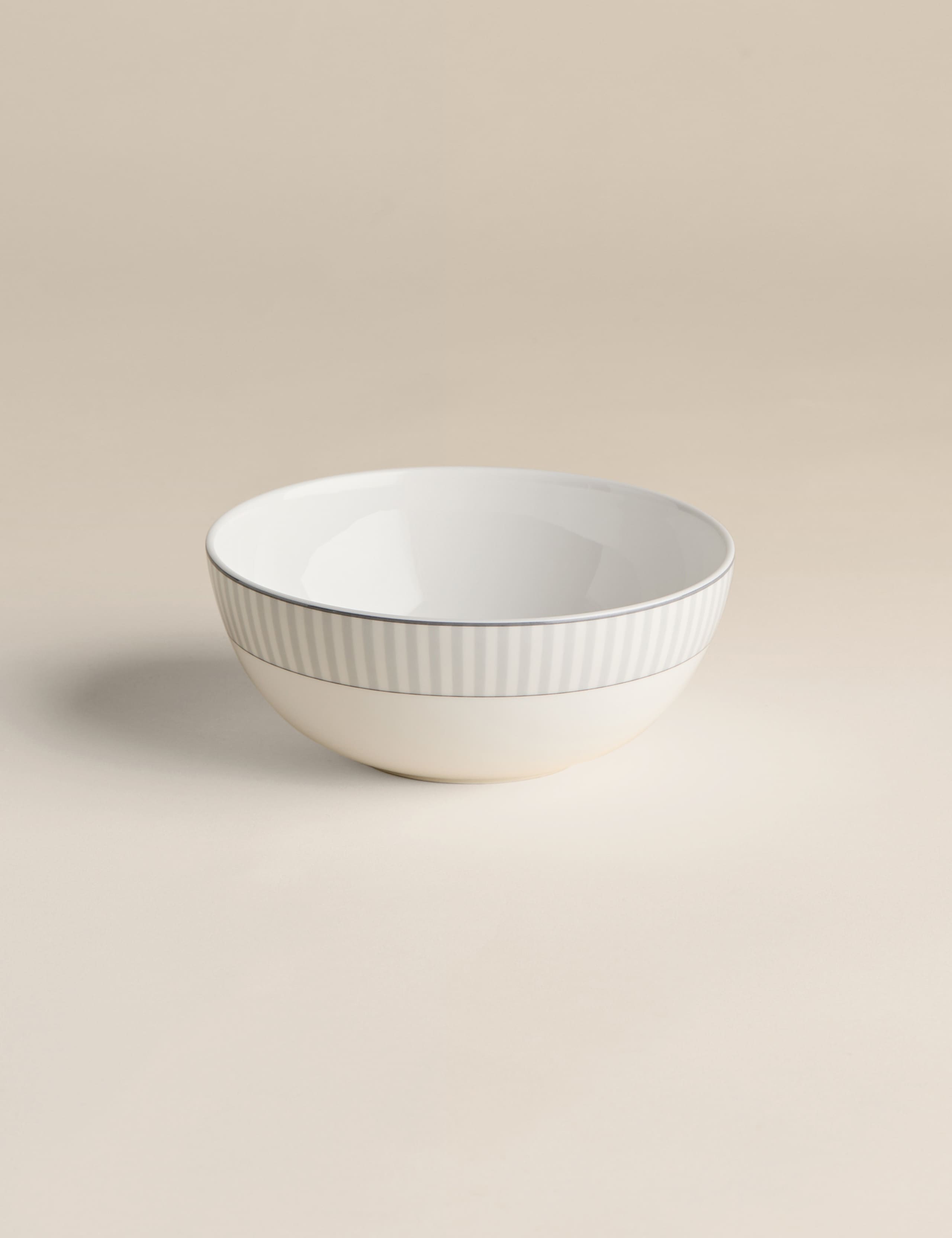 12 Piece Hampton Bone China Dinner Set 5 of 8