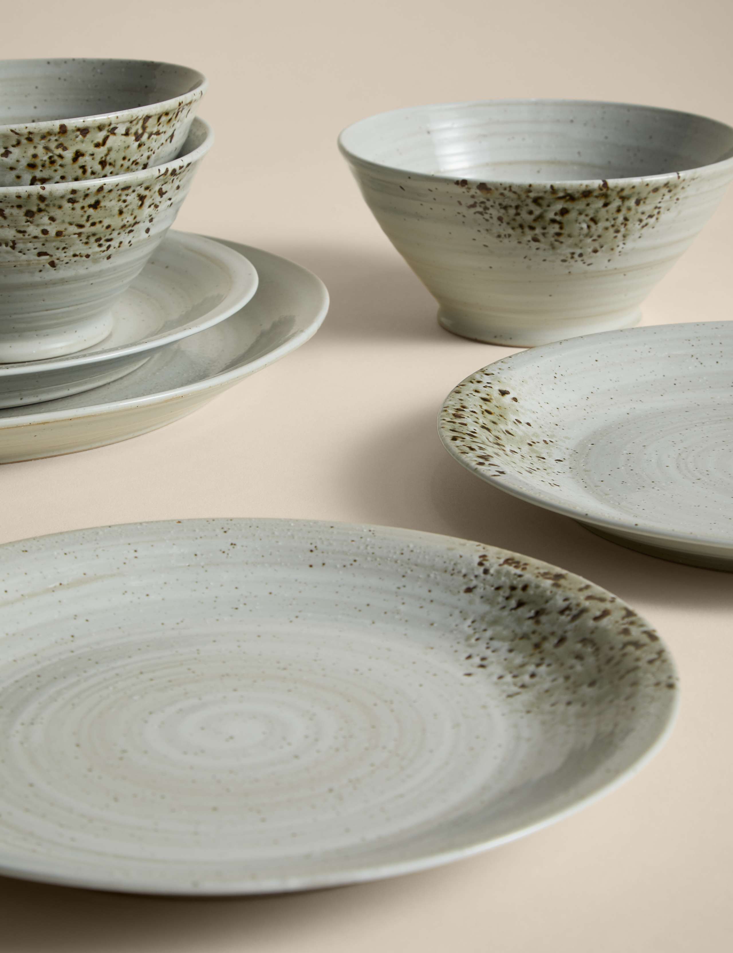 12 Piece Textured Spin Dinner Set 1 of 6