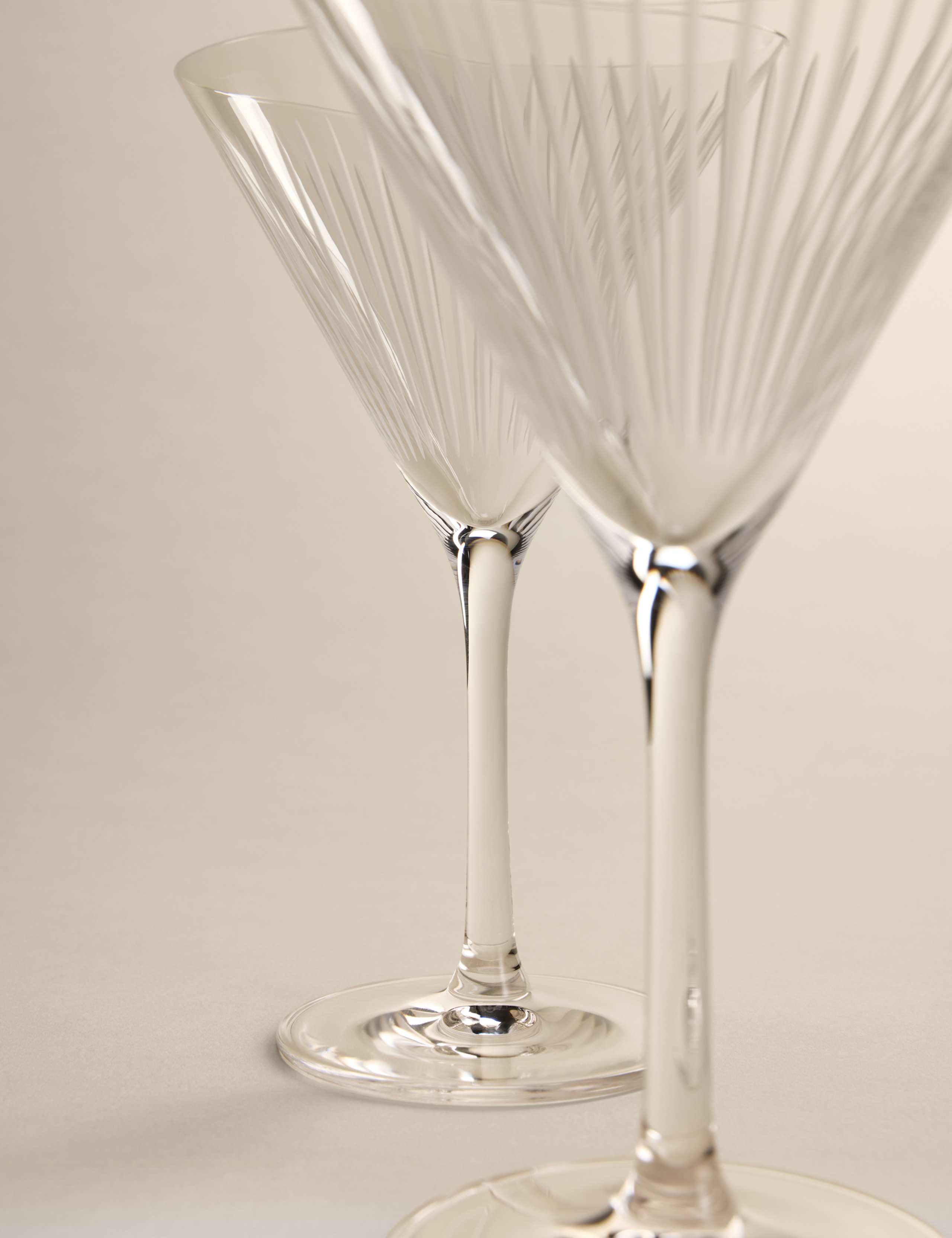 Set of 2 Crystal Dishwasher Safe Coupe Glasses 5 of 5