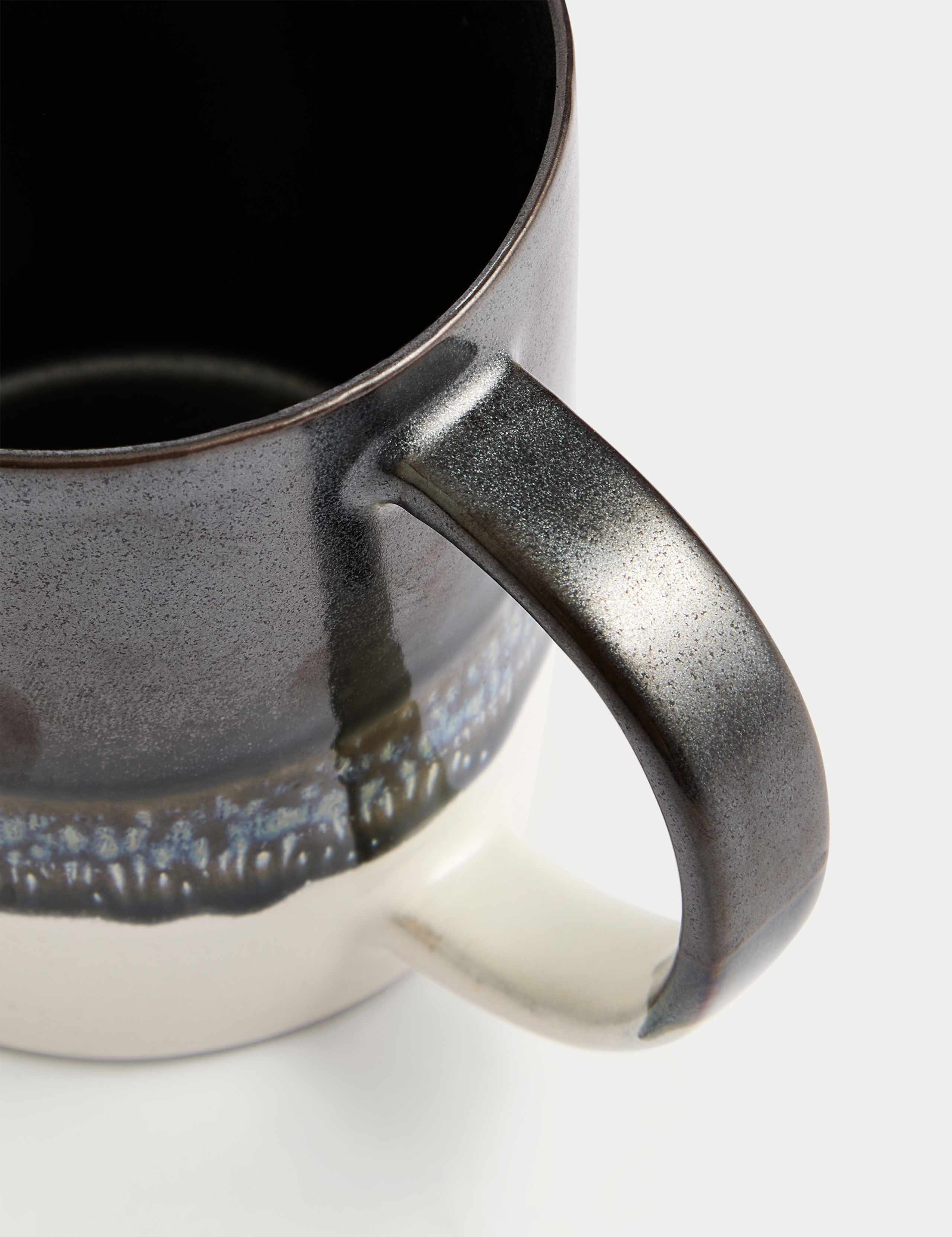 Can Reactive Mug 3 of 3