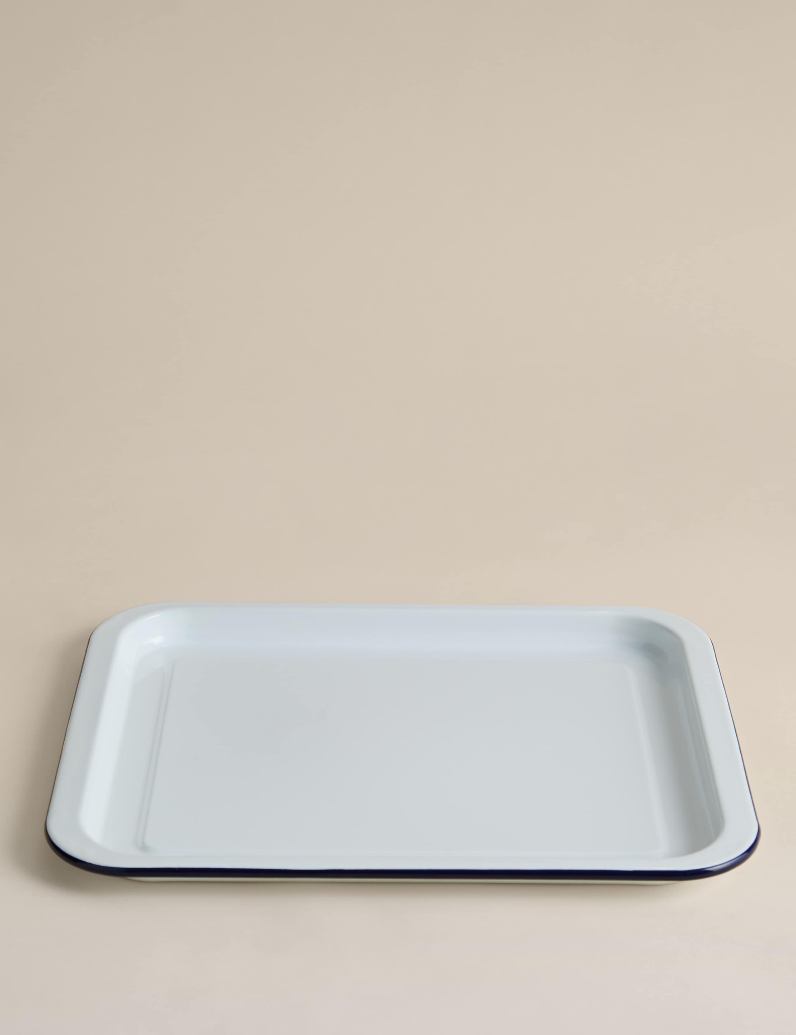 Enamel Oven Tray 2 of 3