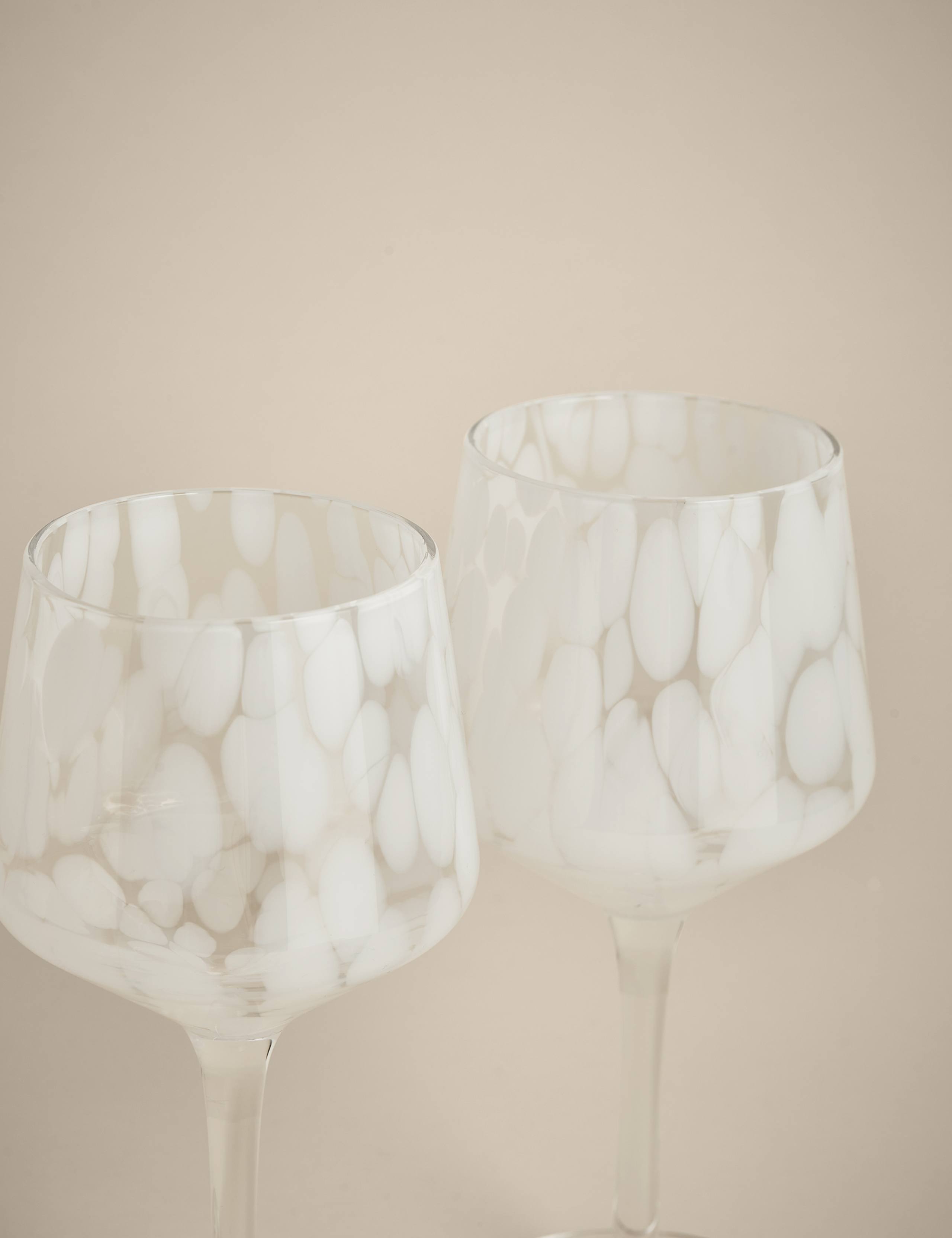 Set of 2 Speckled Wine Glasses 2 of 4